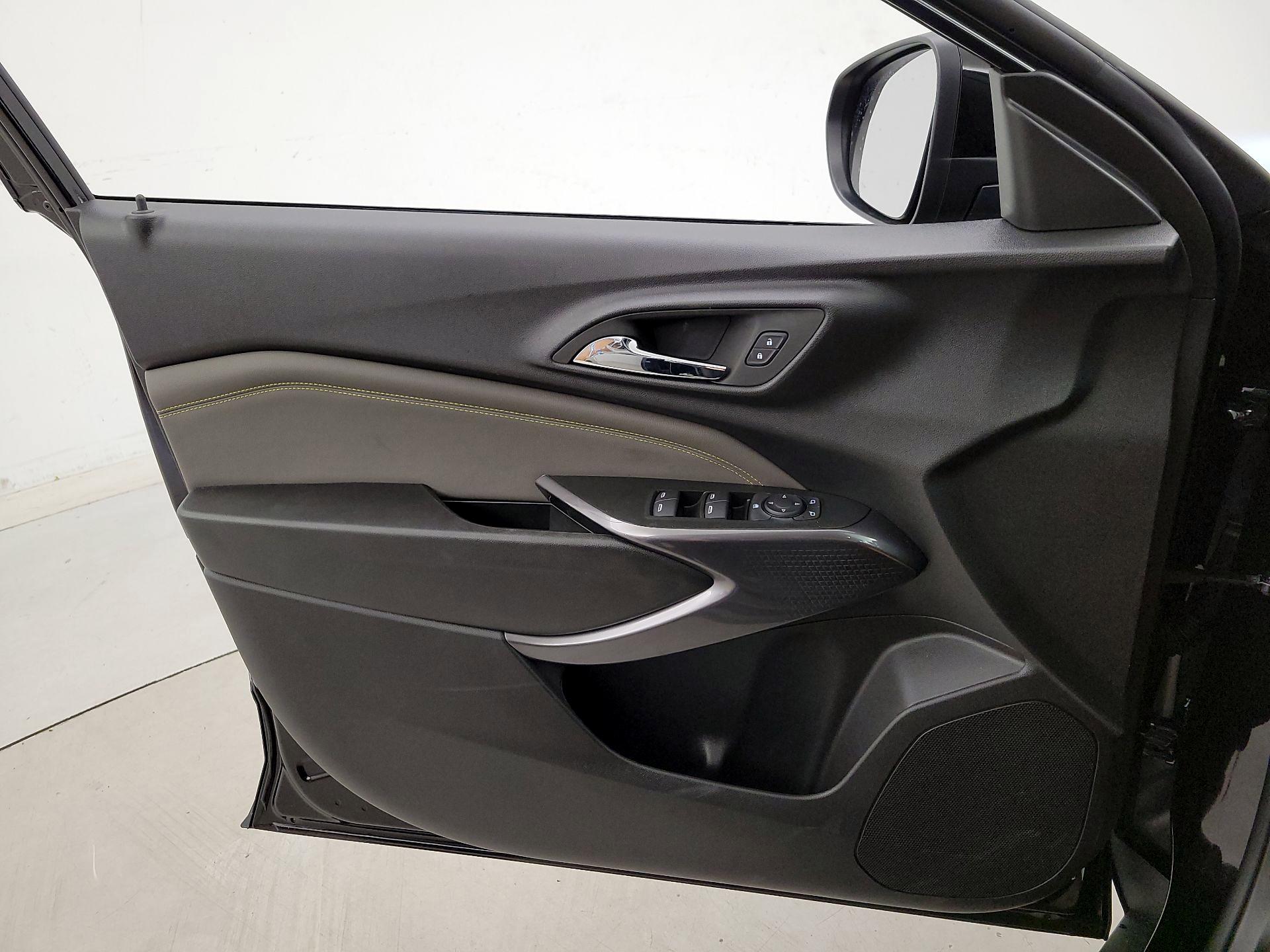 Thumbnail: 2026 Chevrolet Trax - 12
