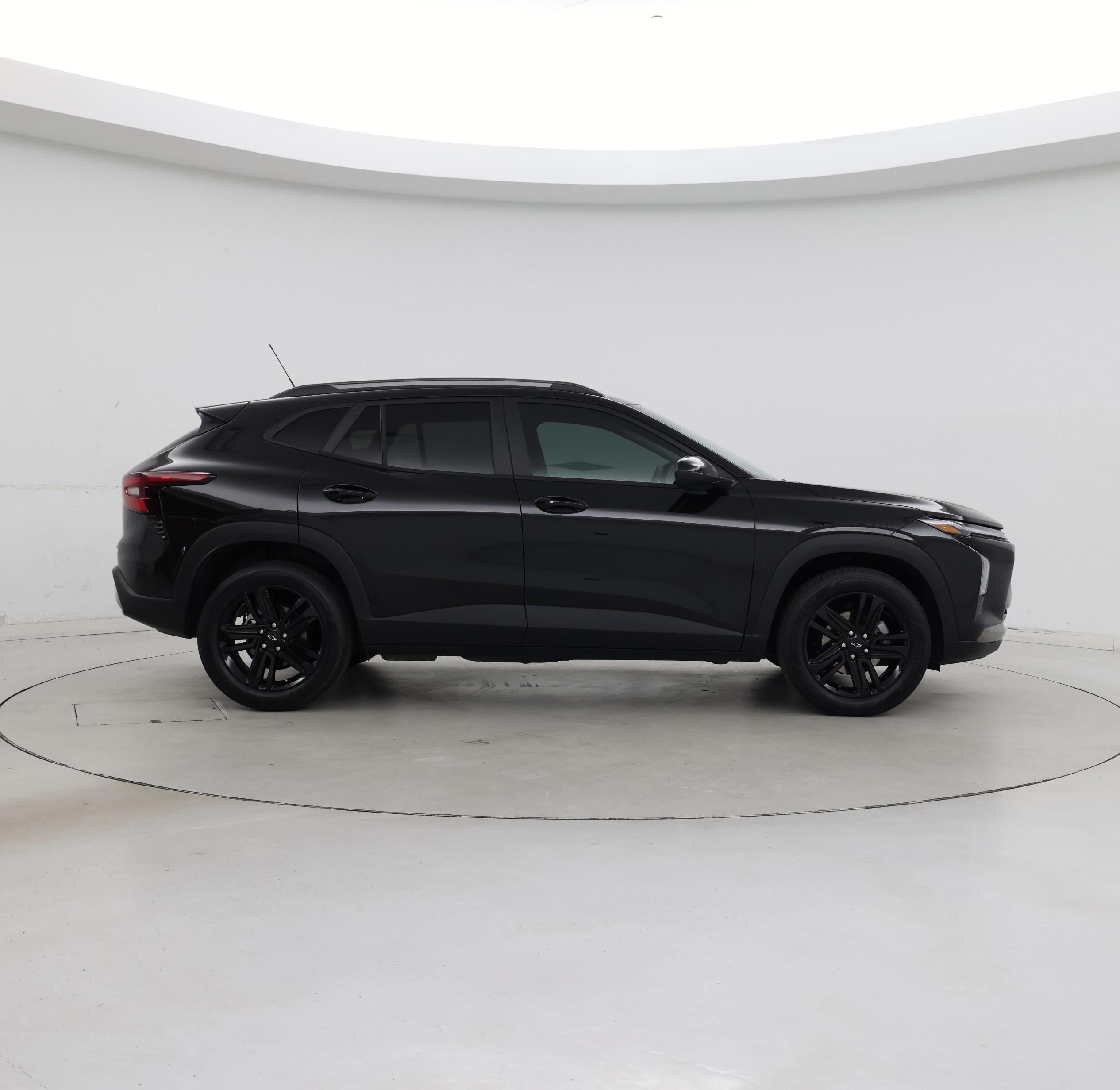 Thumbnail: 2026 Chevrolet Trax - 7