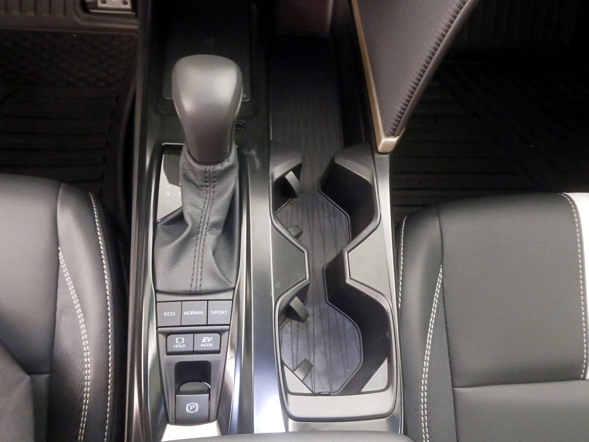 Thumbnail: 2026 Toyota Camry - 18