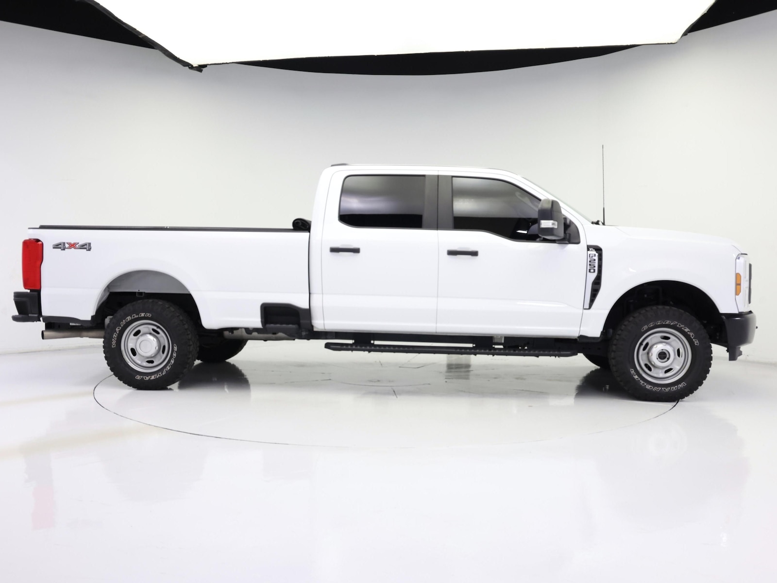 2024 Ford F-250 Super Duty XL - Photo 8
