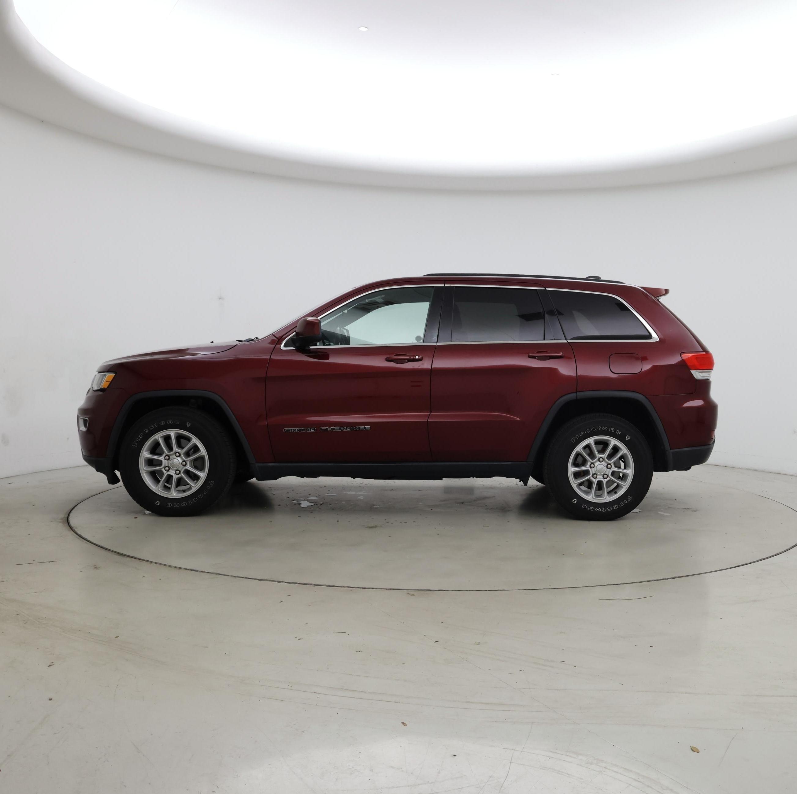 Thumbnail: 2018 Jeep Grand Cherokee - 3