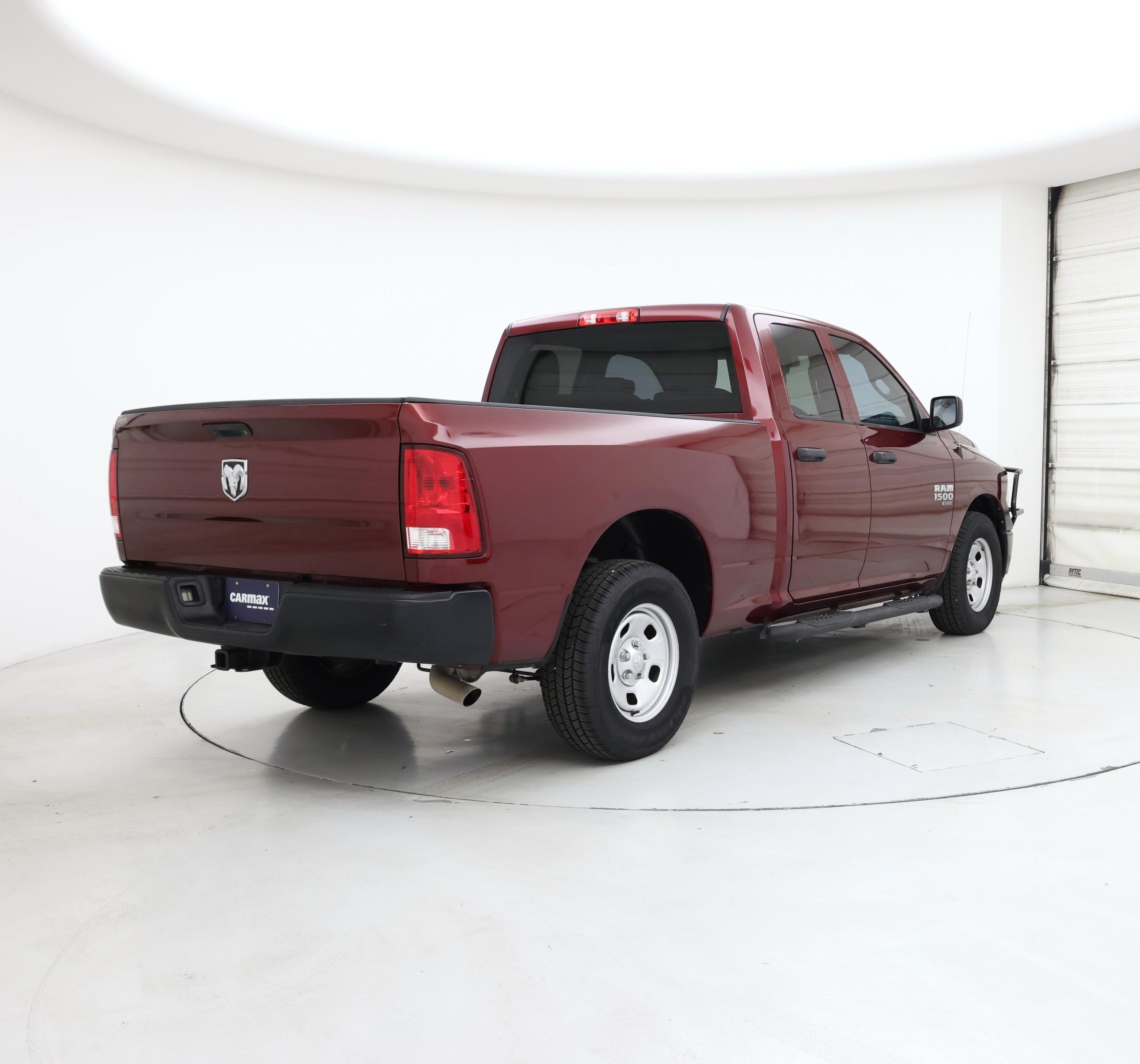 Thumbnail: 2020 RAM 1500 Classic - 8