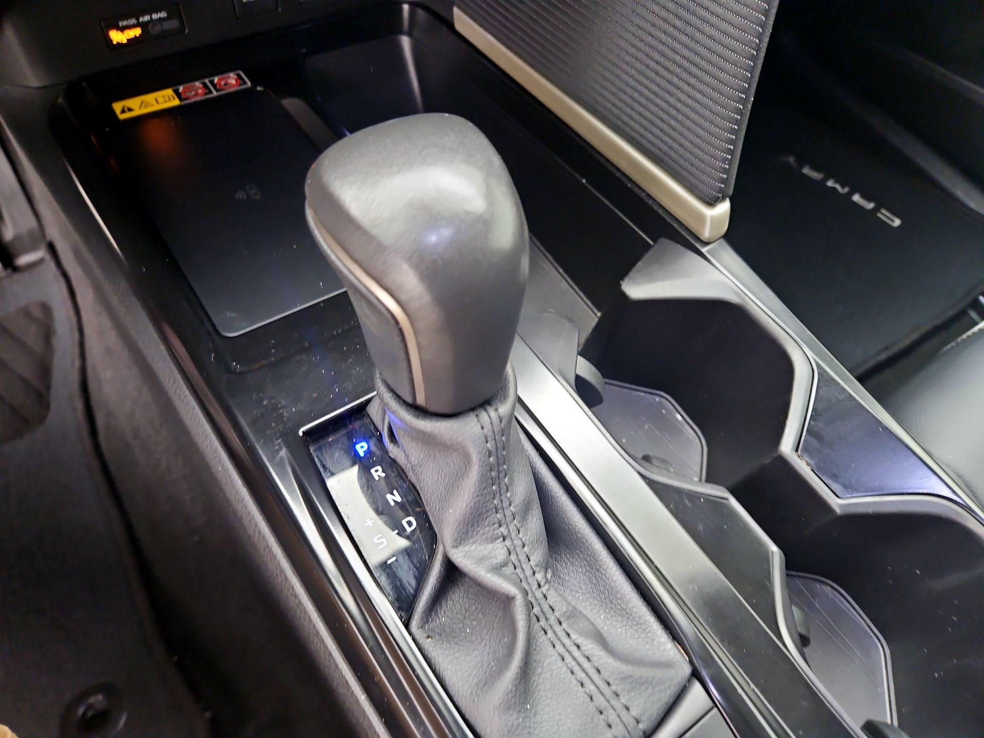 Thumbnail: 2025 Toyota Camry - 18