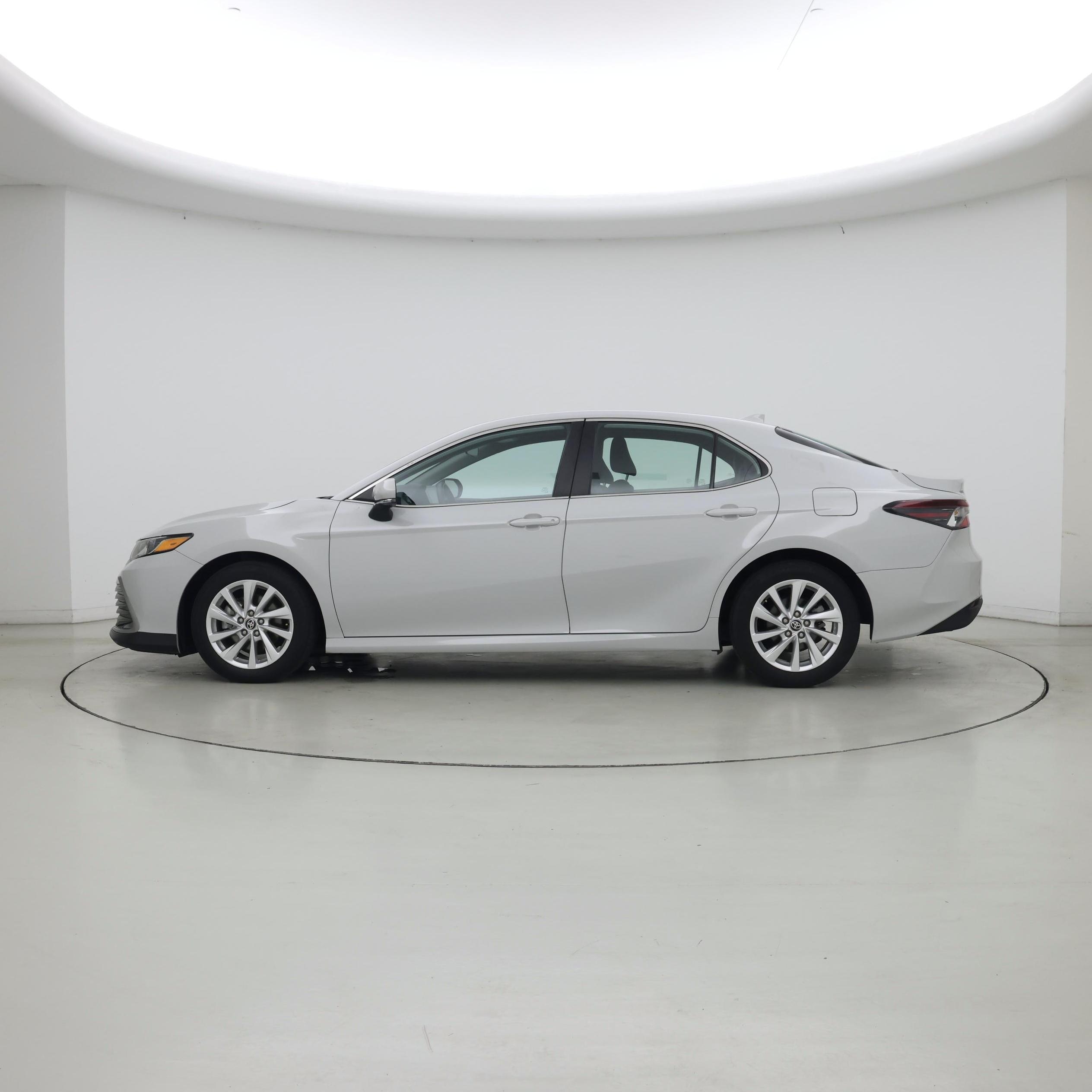Thumbnail: 2024 Toyota Camry - 3
