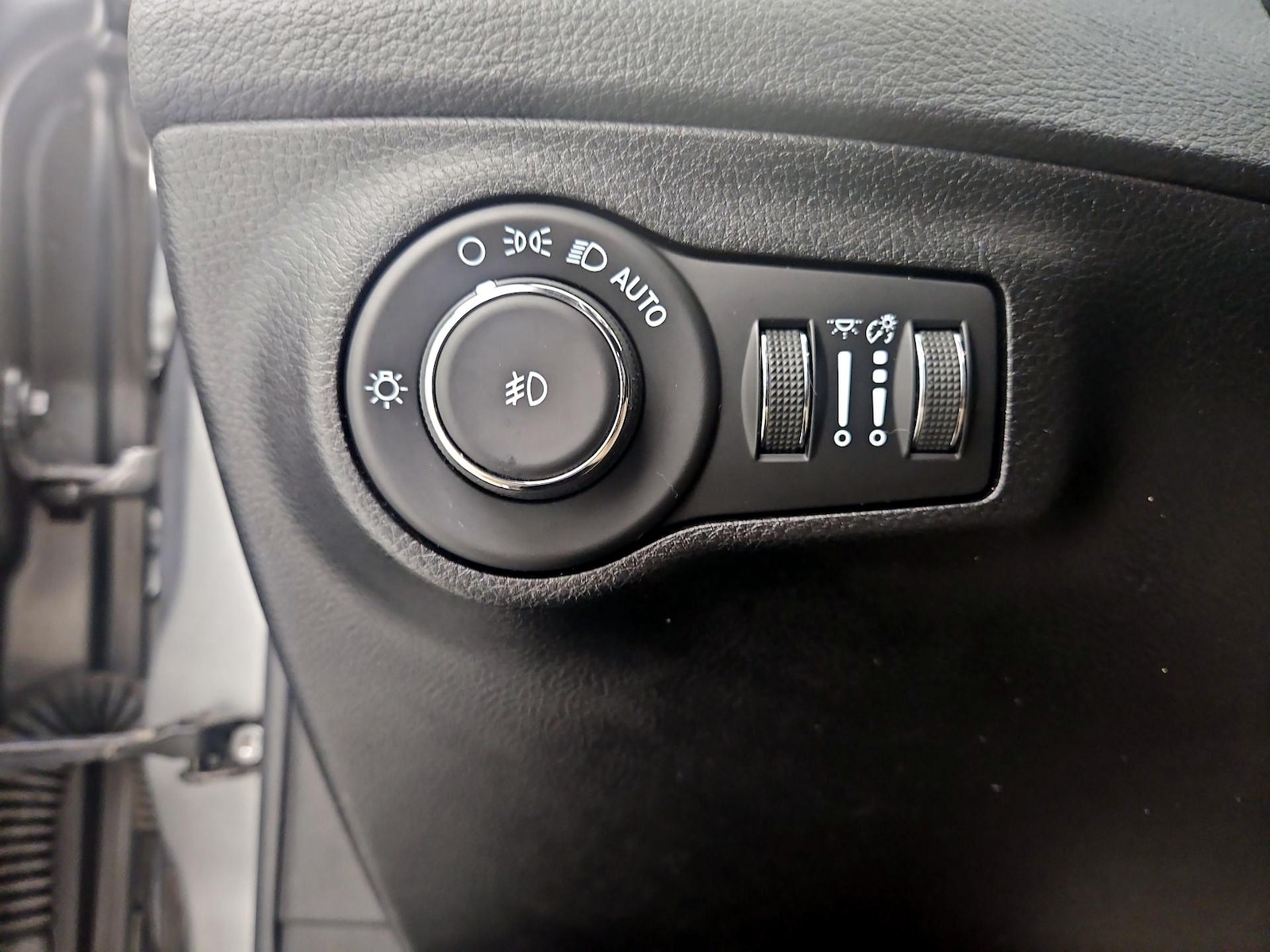 2021 Jeep Compass Latitude - Photo 14