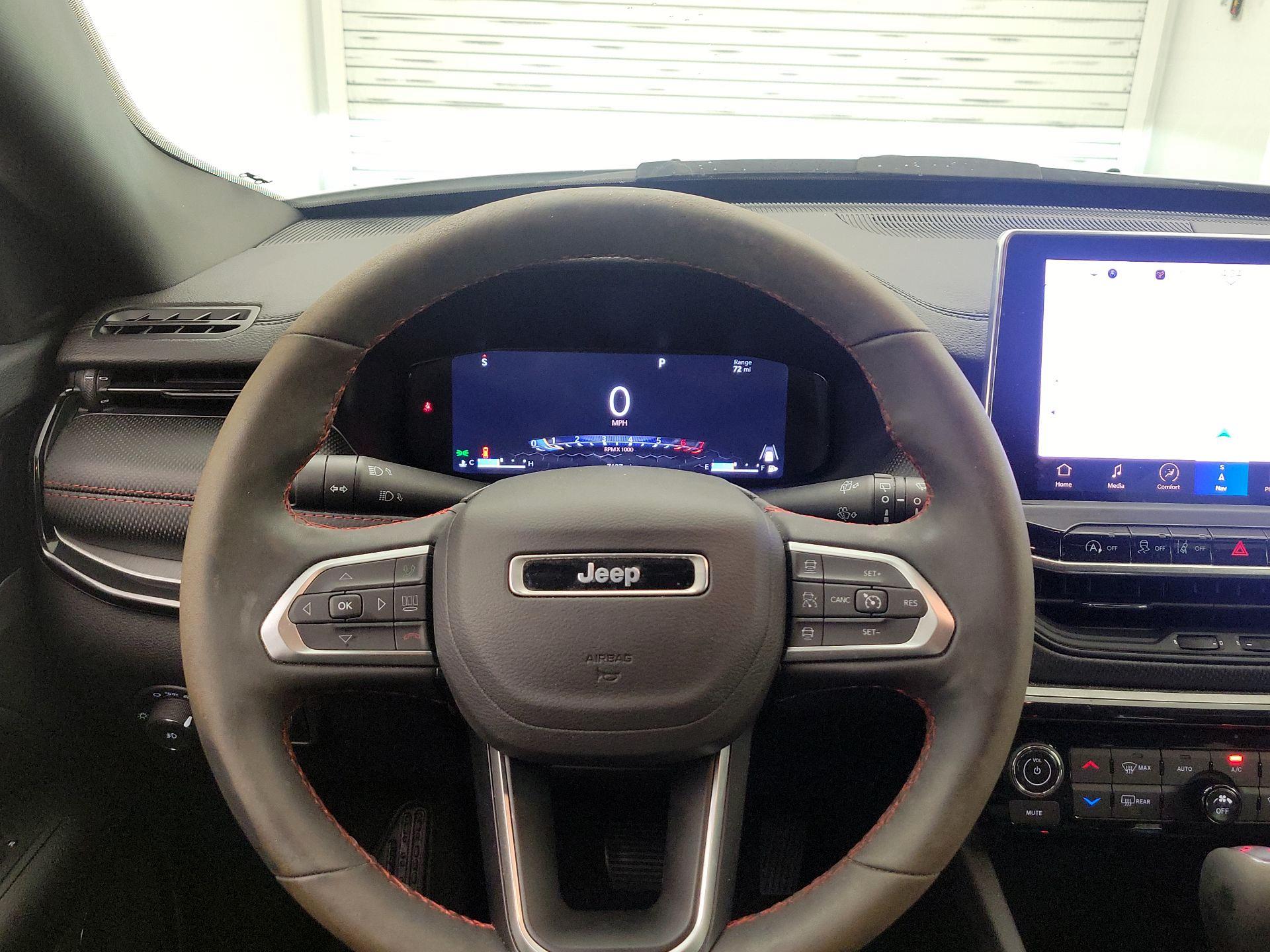 Thumbnail: 2025 Jeep Compass - 10