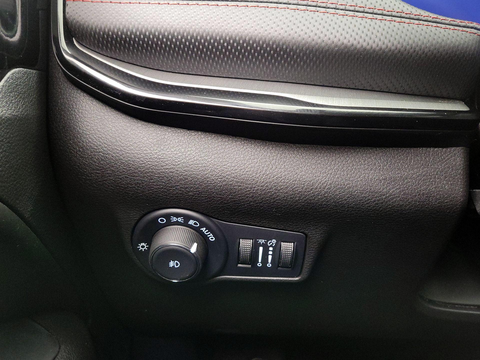 Thumbnail: 2025 Jeep Compass - 13