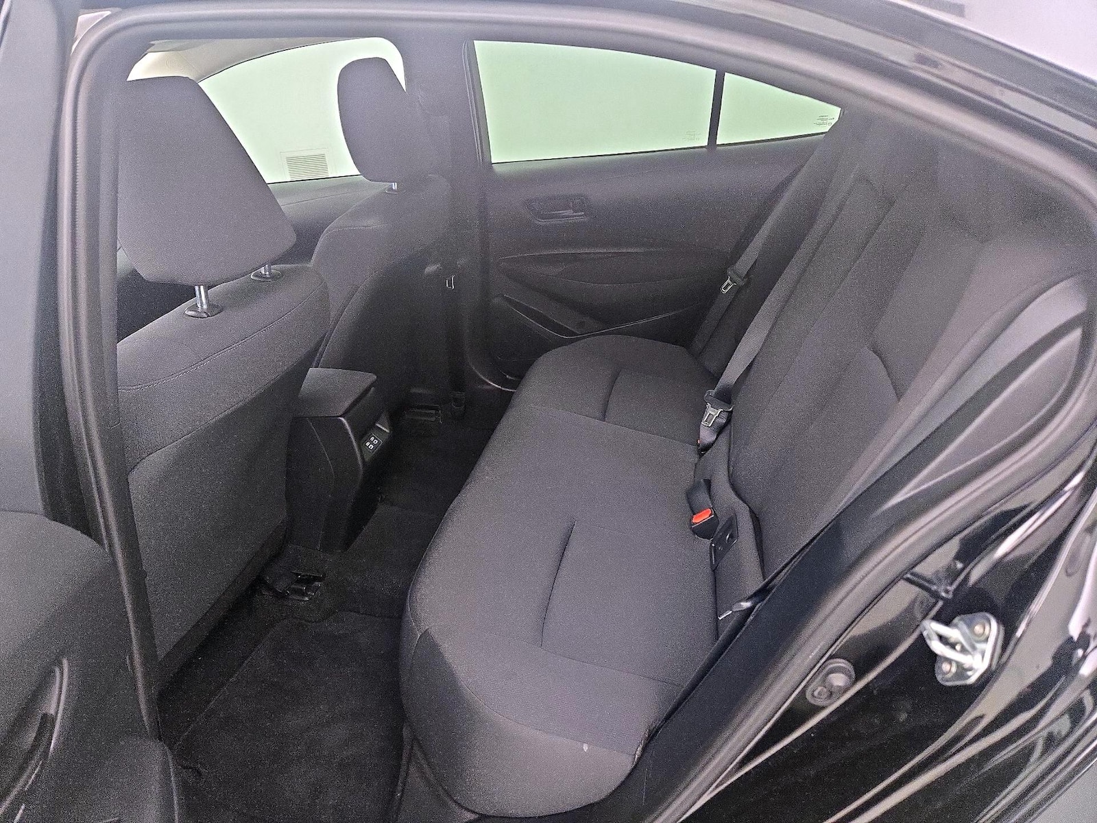 2024 Toyota Corolla LE - Photo 20