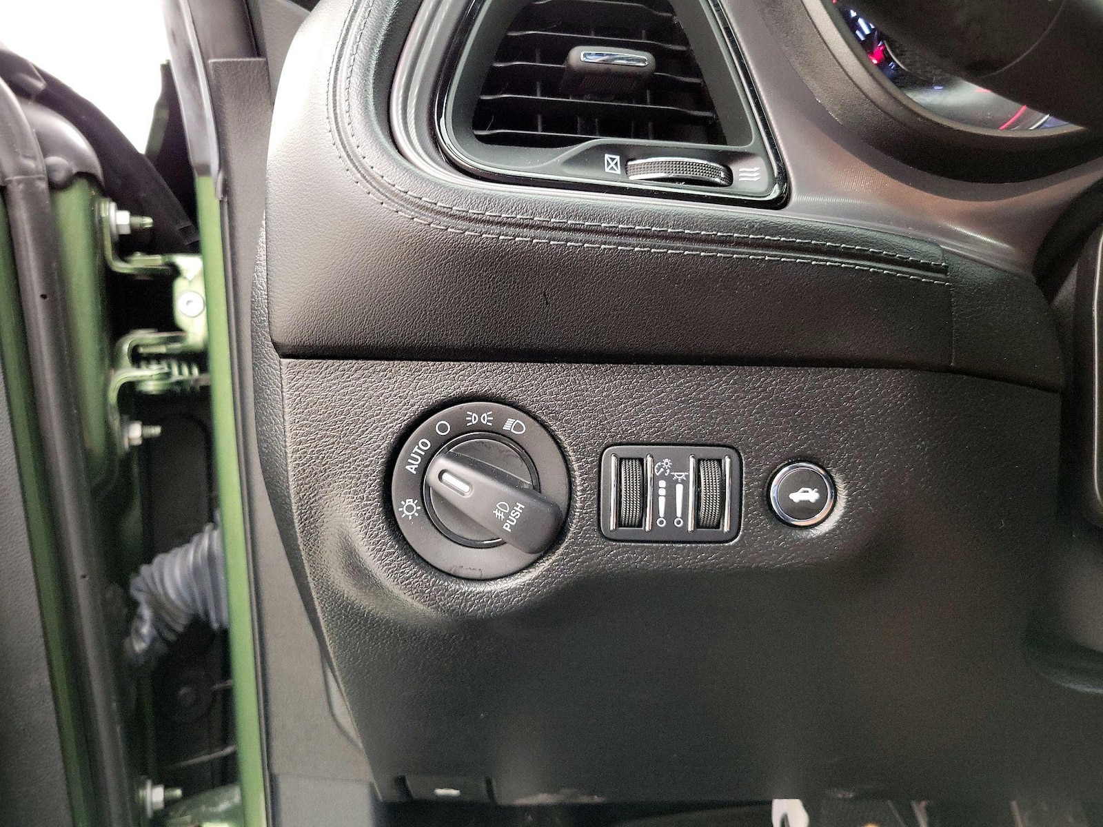 2023 Dodge Challenger R/T - Photo 14
