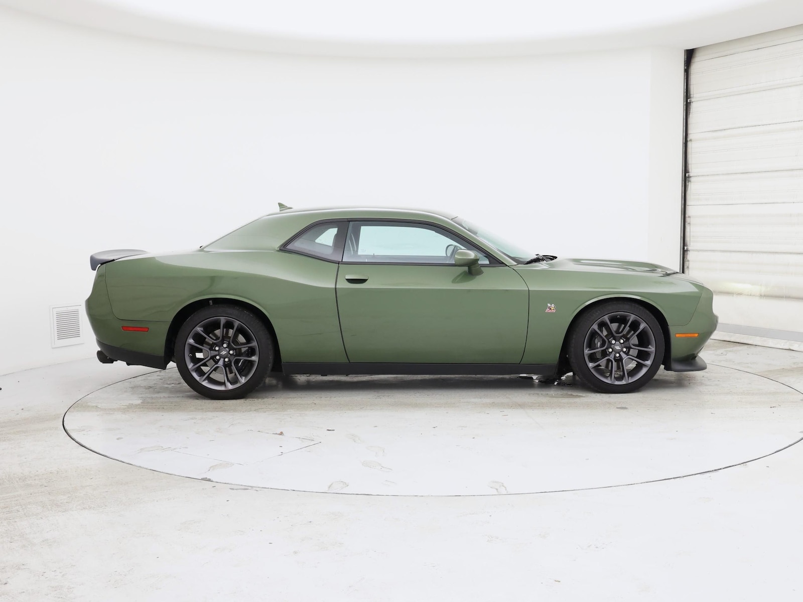 2023 Dodge Challenger R/T - Photo 8