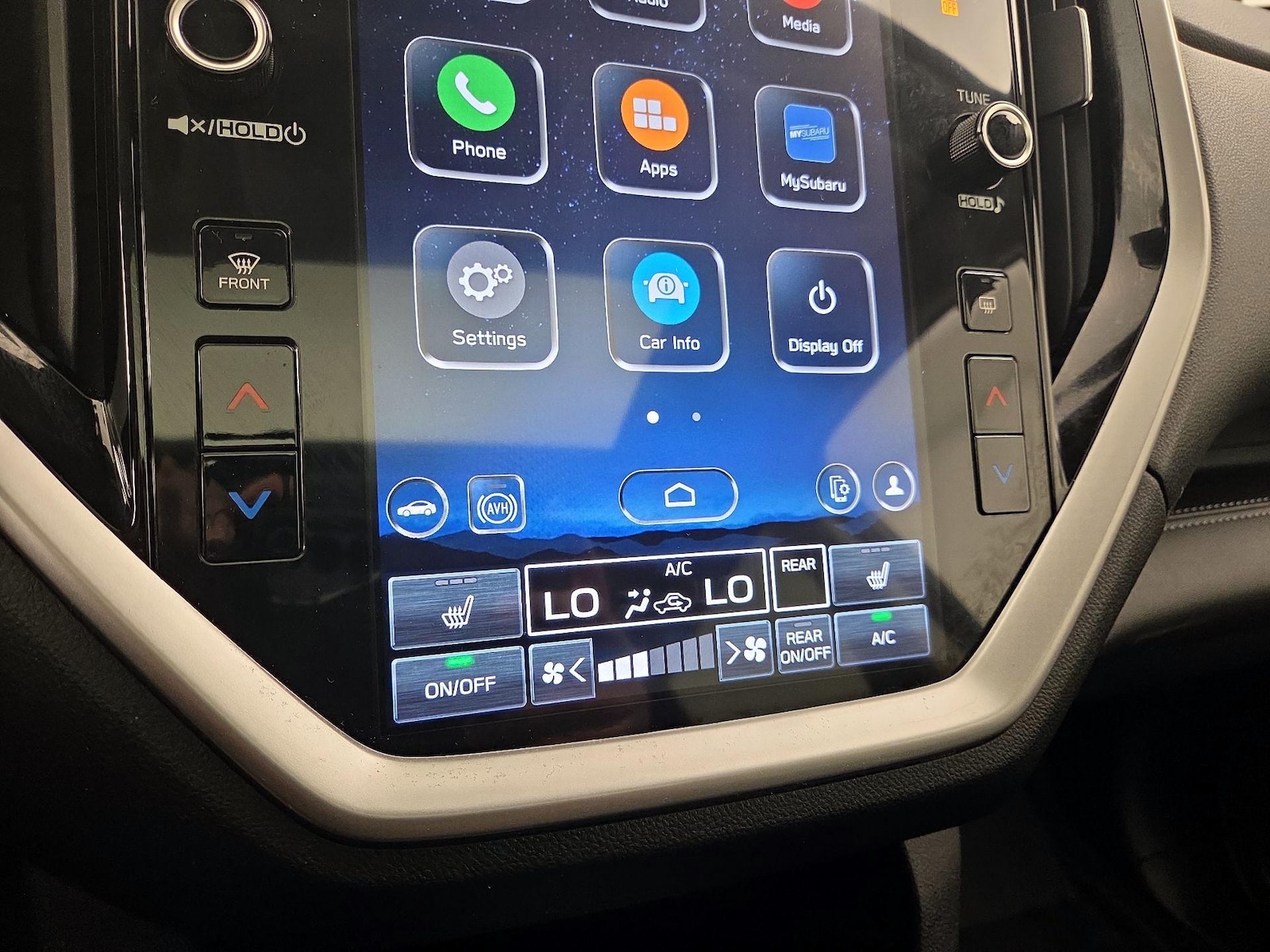 2024 Subaru Ascent Limited - Photo 18