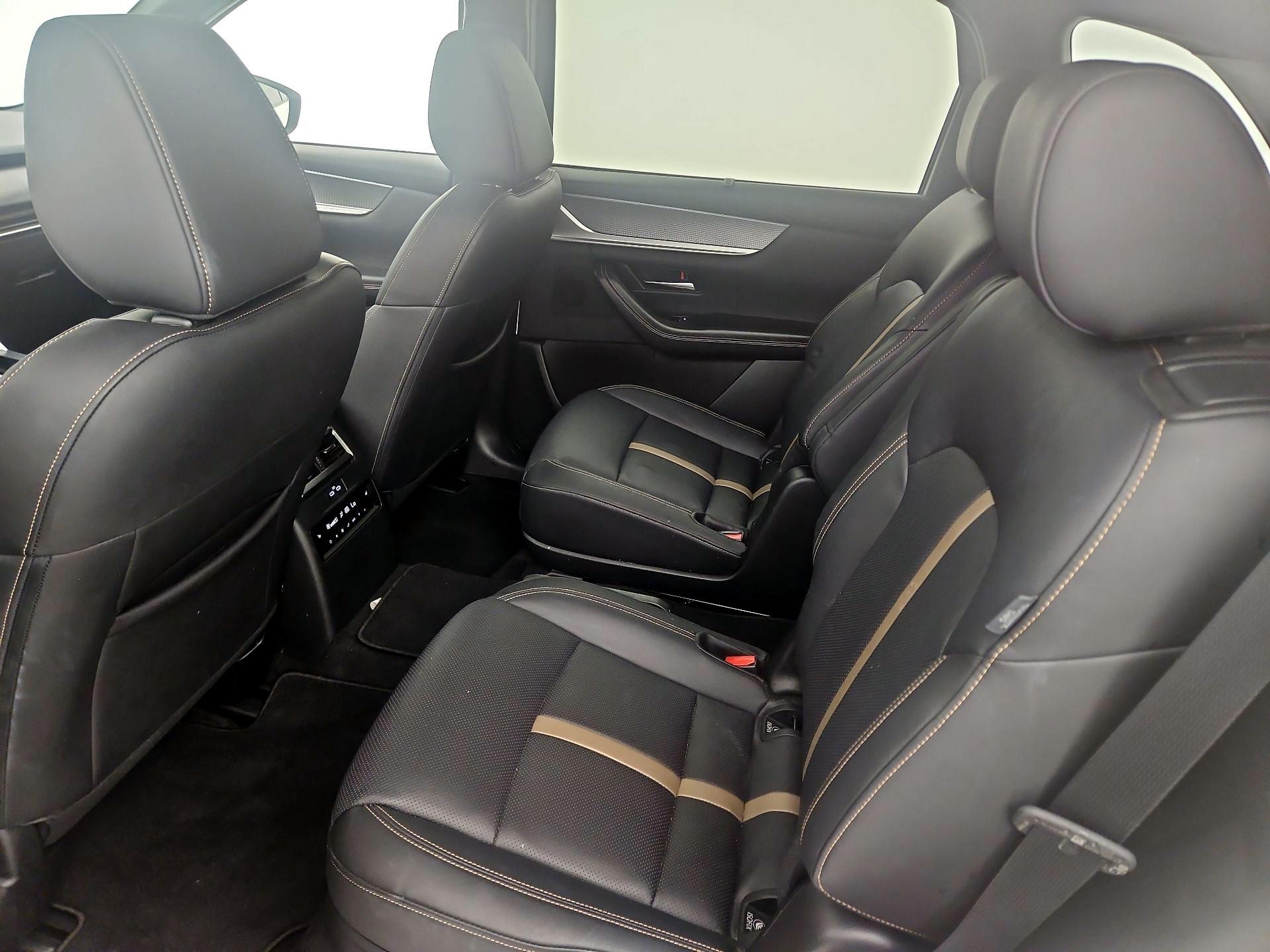 Thumbnail: 2024 Mazda CX-90 - 20