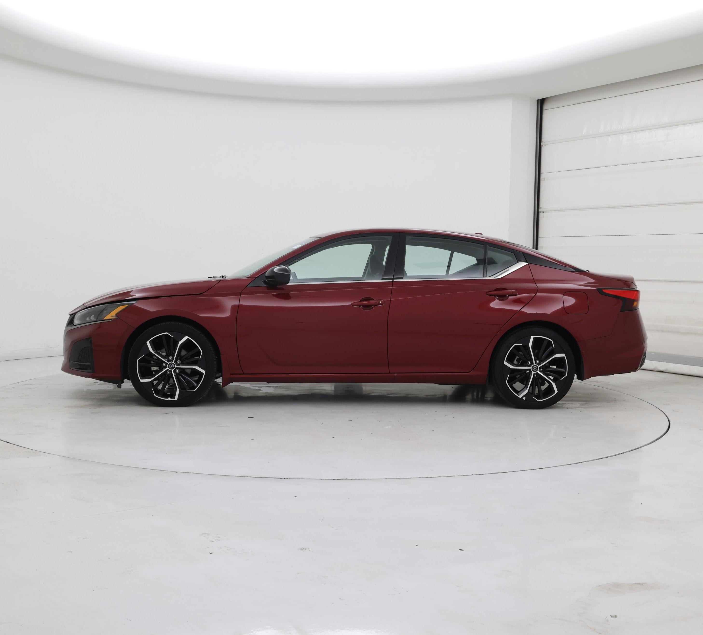 Thumbnail: 2024 Nissan Altima - 3