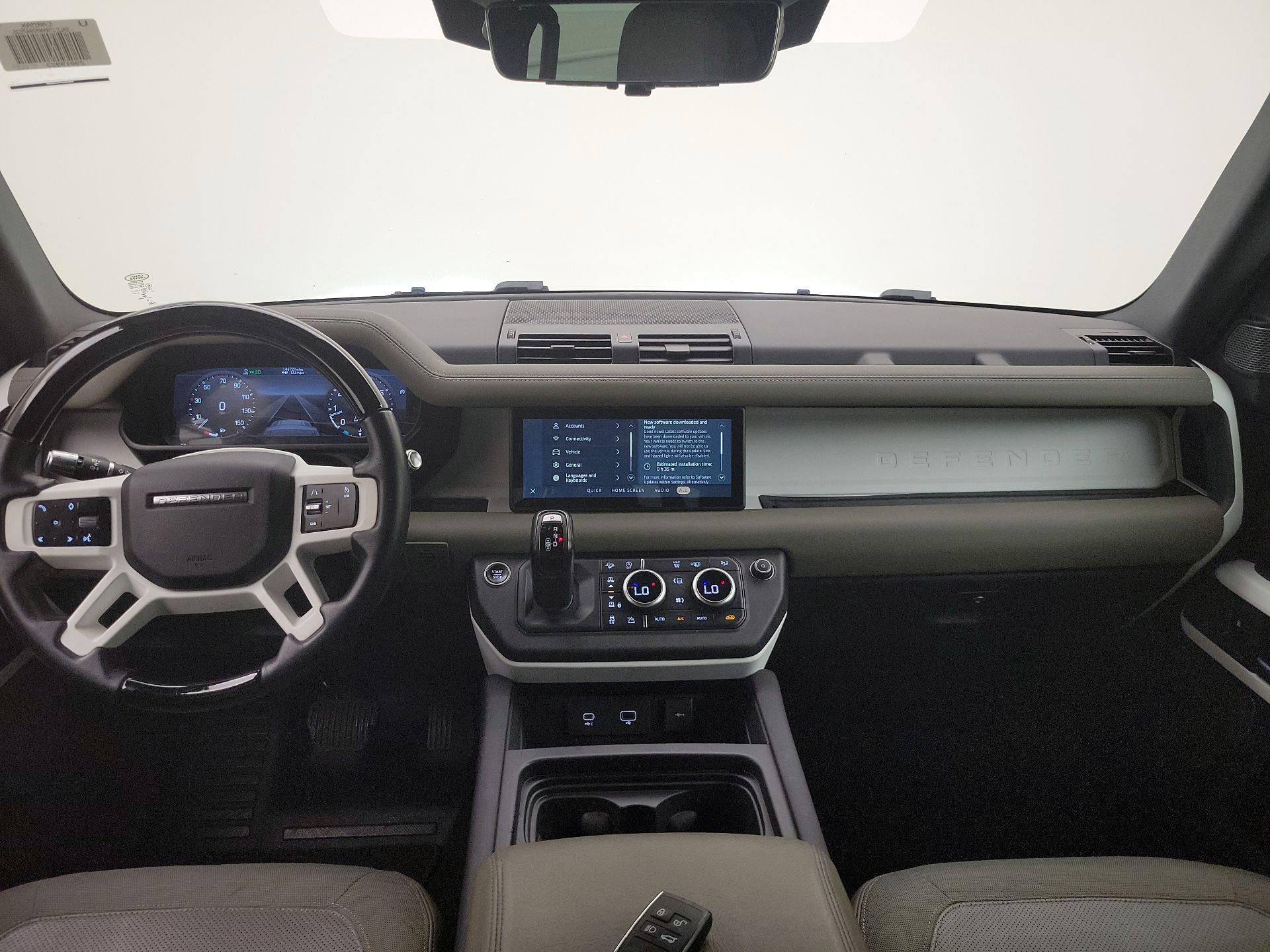 Thumbnail: 2021 Land Rover Defender - 9