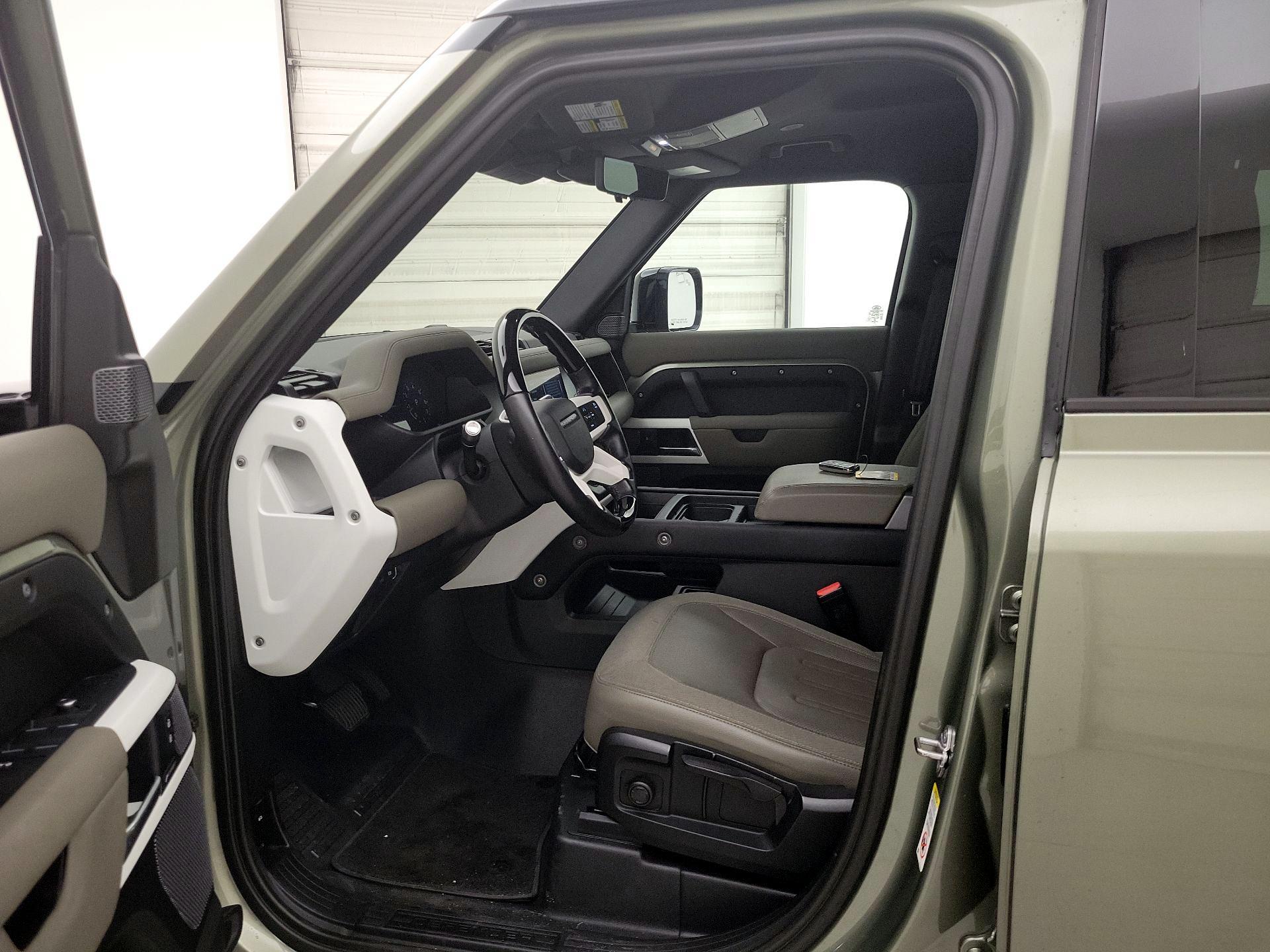 Thumbnail: 2021 Land Rover Defender - 11