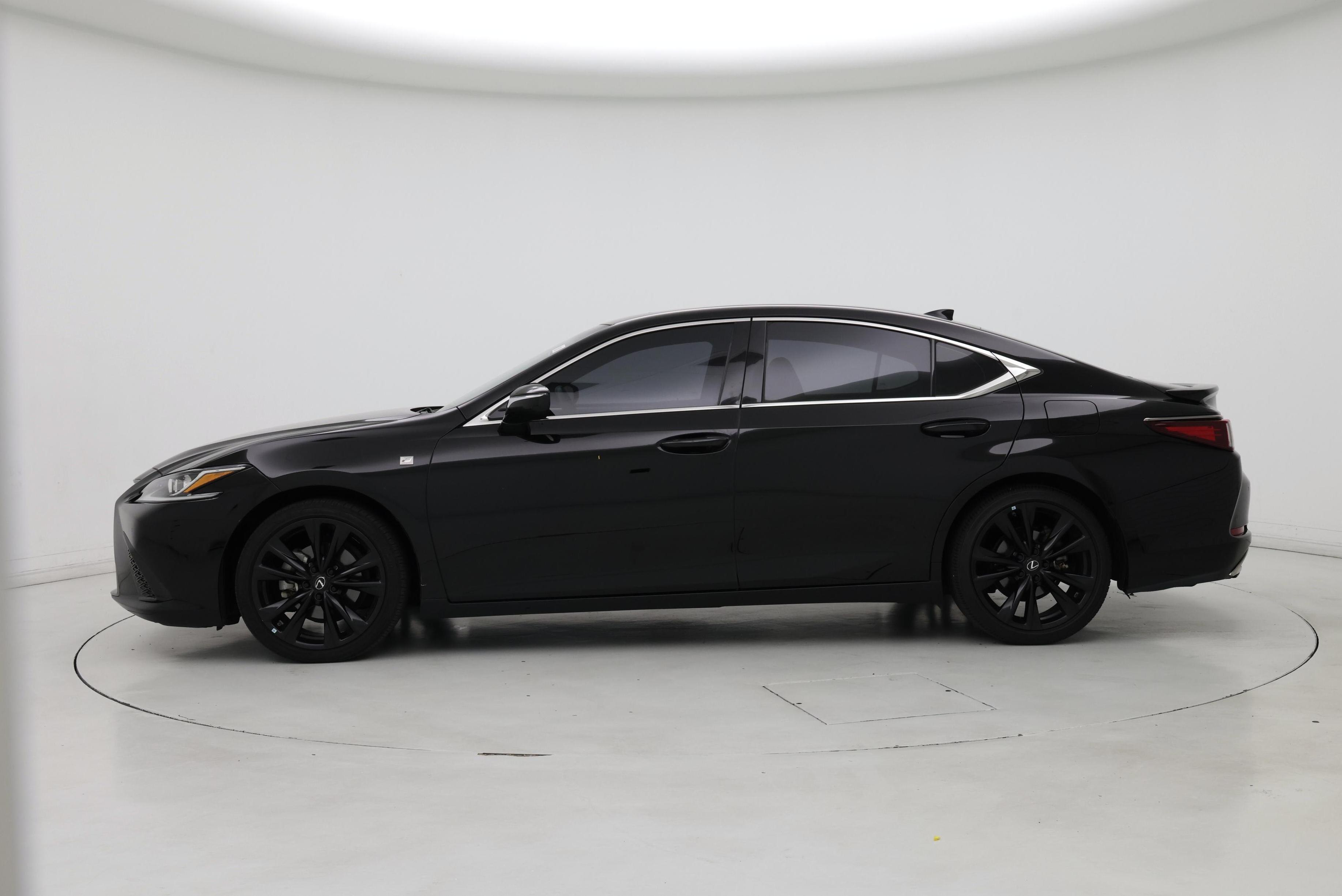 Thumbnail: 2022 Lexus ES - 3