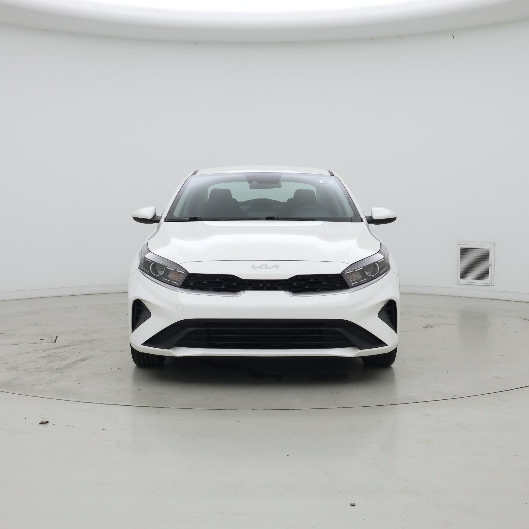 Thumbnail: 2022 Kia Forte - 5