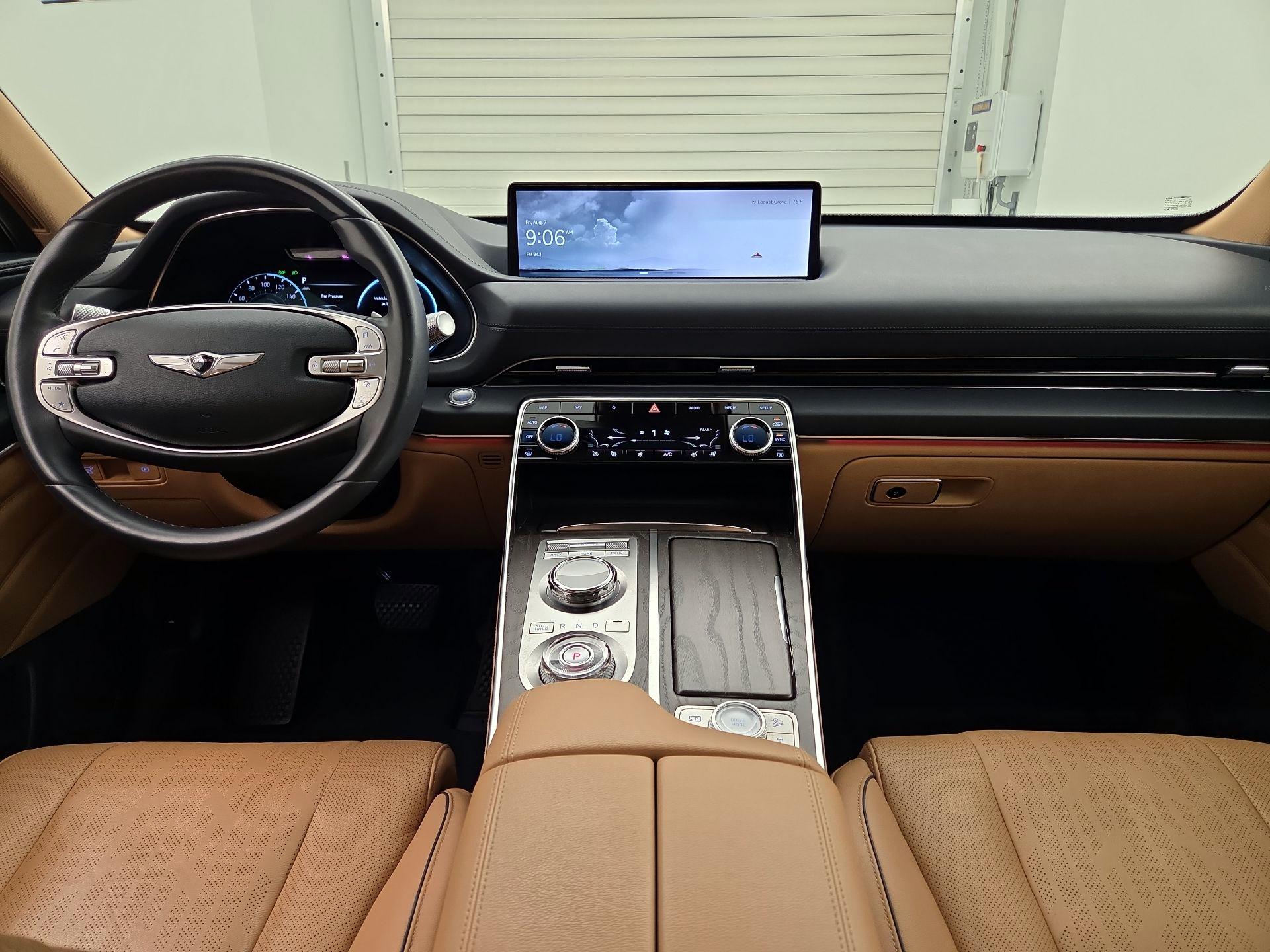 Thumbnail: 2023 Genesis GV80 - 9