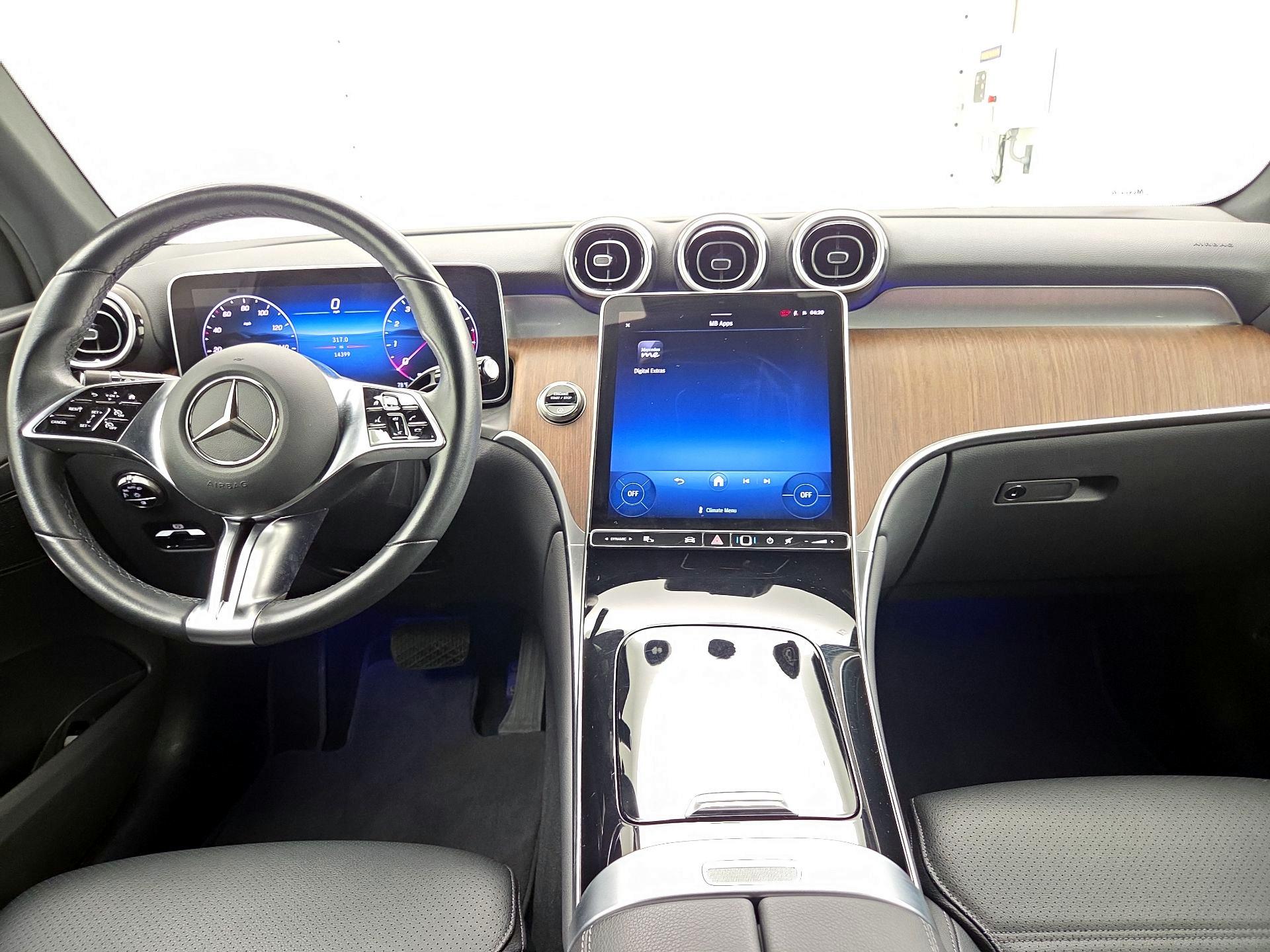 Thumbnail: 2025 Mercedes-Benz GLC - 9
