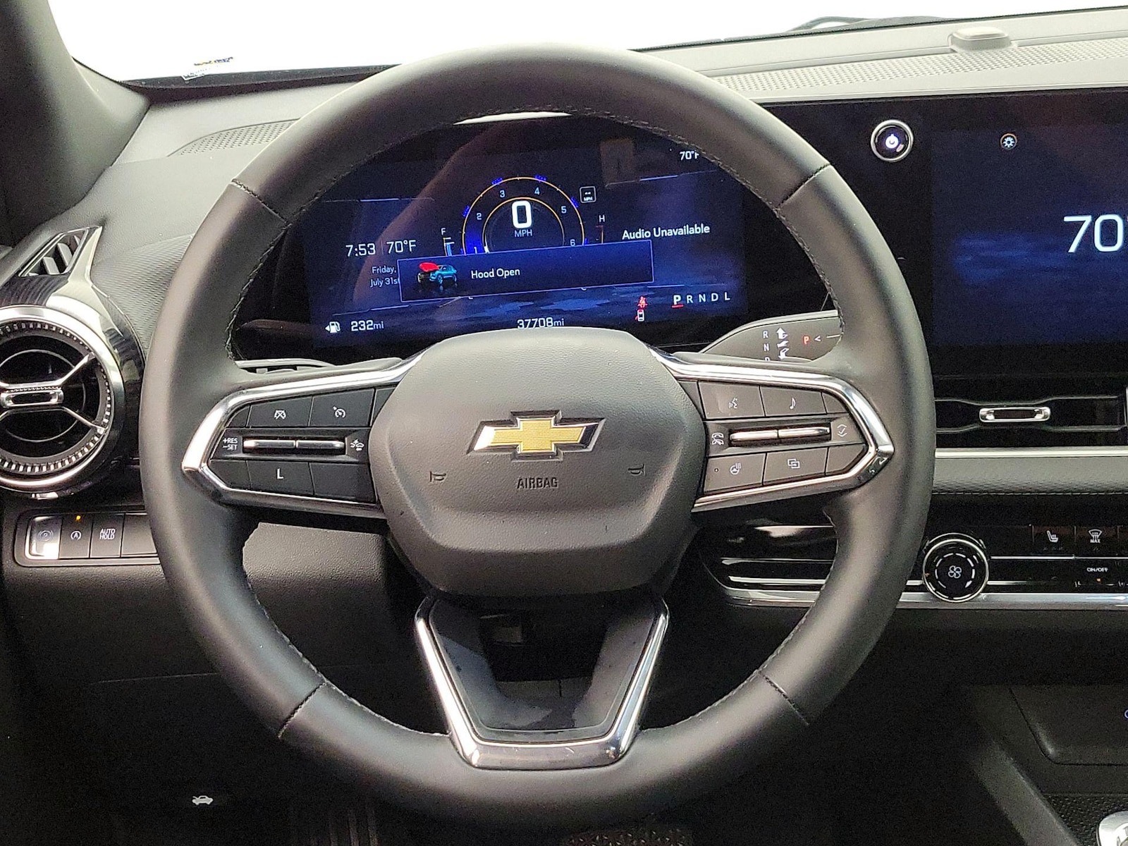 2025 Chevrolet Equinox LT - Photo 11