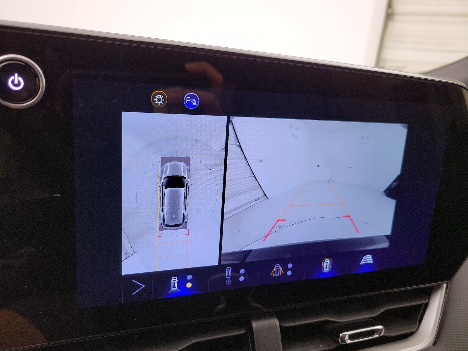 2025 Chevrolet Equinox LT - Photo 15