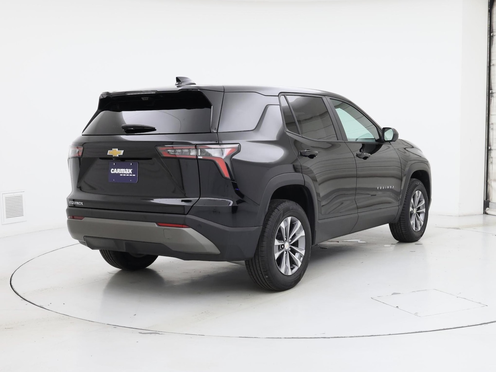 2025 Chevrolet Equinox LT - Photo 9