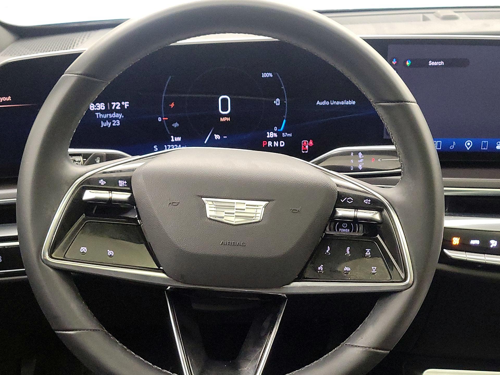 Thumbnail: 2024 Cadillac Lyriq - 10