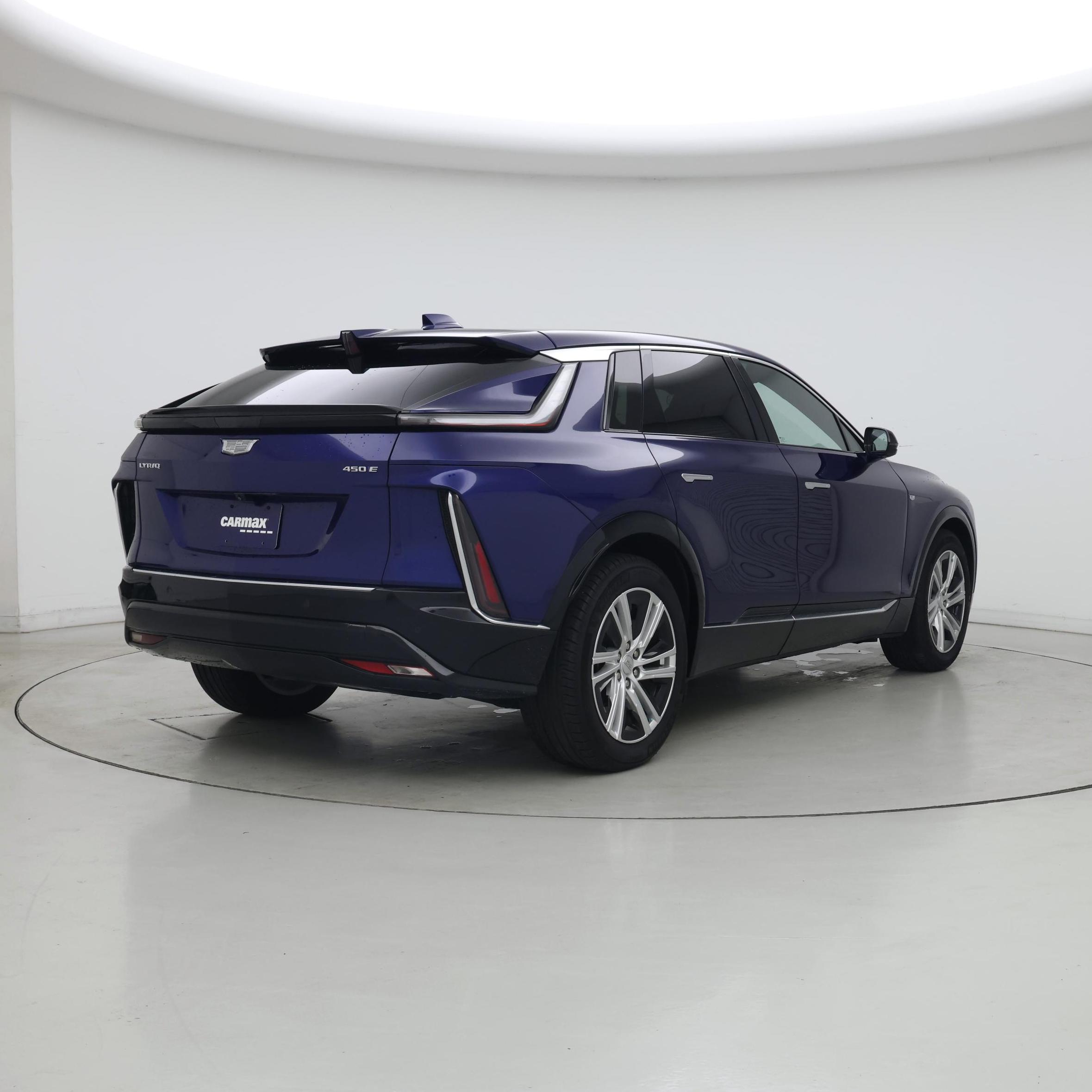 Thumbnail: 2024 Cadillac Lyriq - 8