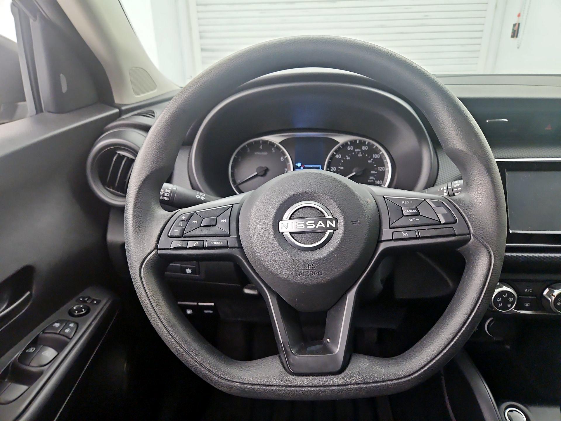 Thumbnail: 2023 Nissan Kicks - 10