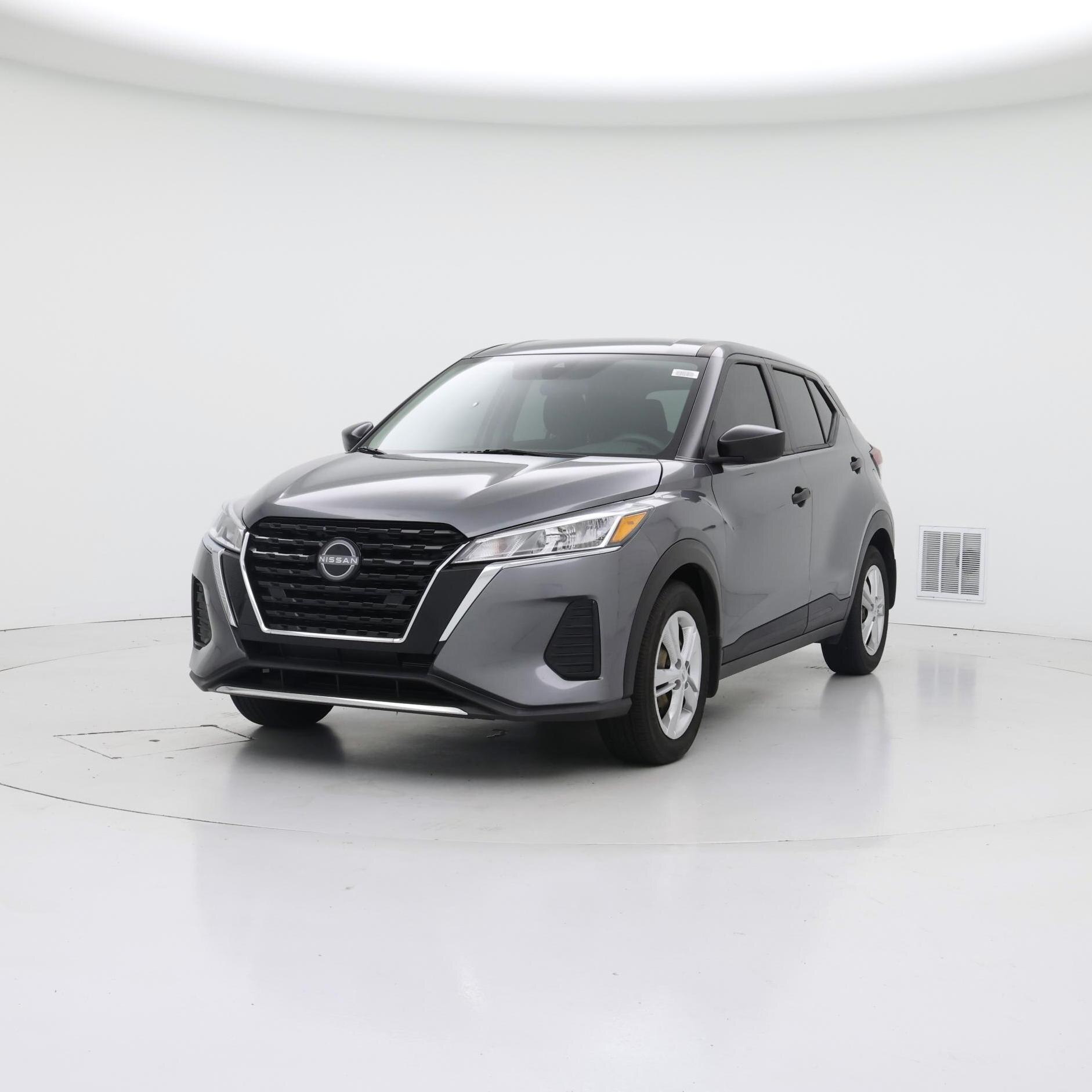 Thumbnail: 2023 Nissan Kicks - 4