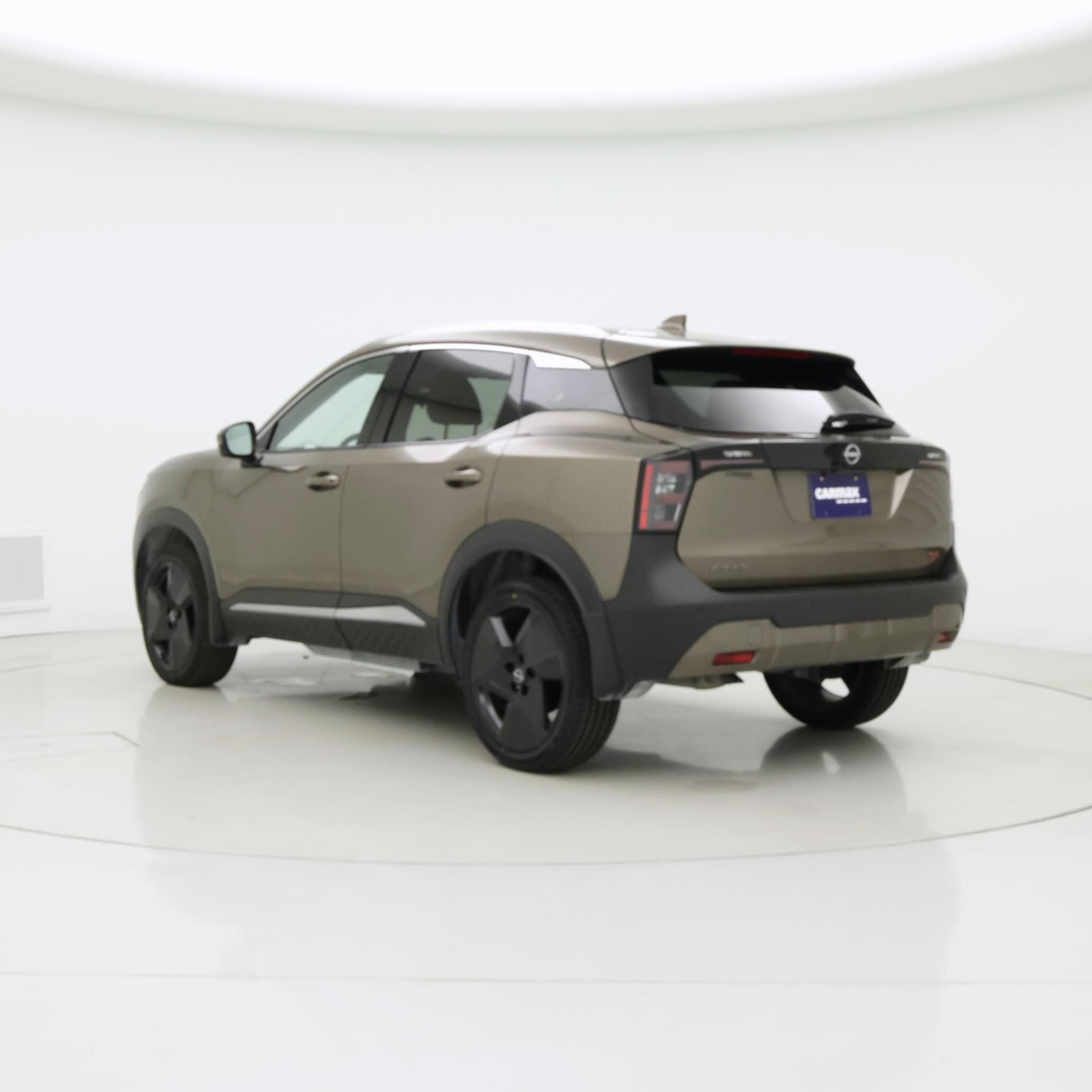 Thumbnail: 2025 Nissan Kicks - 2