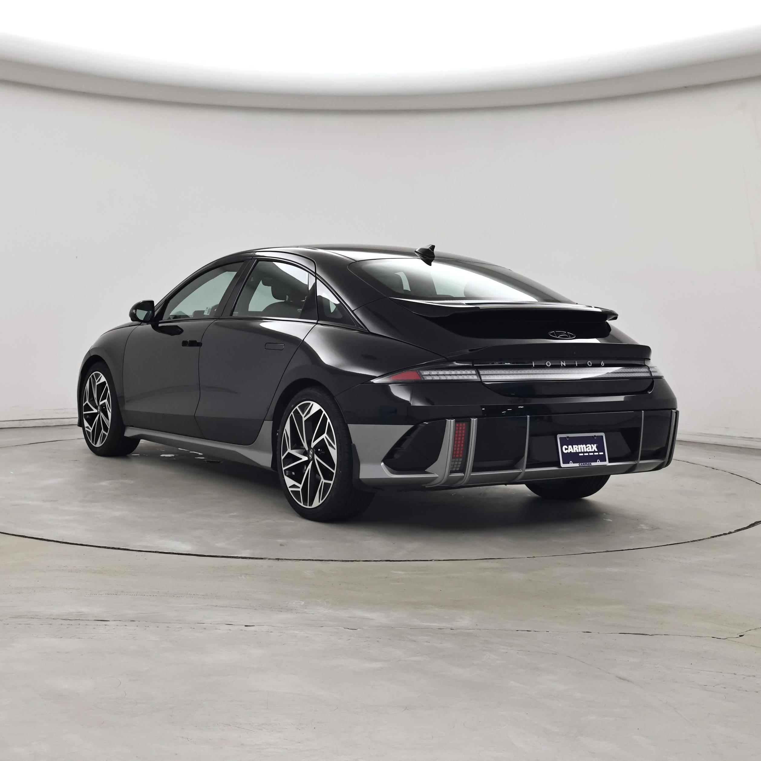 Thumbnail: 2024 Hyundai Ioniq 6 - 2
