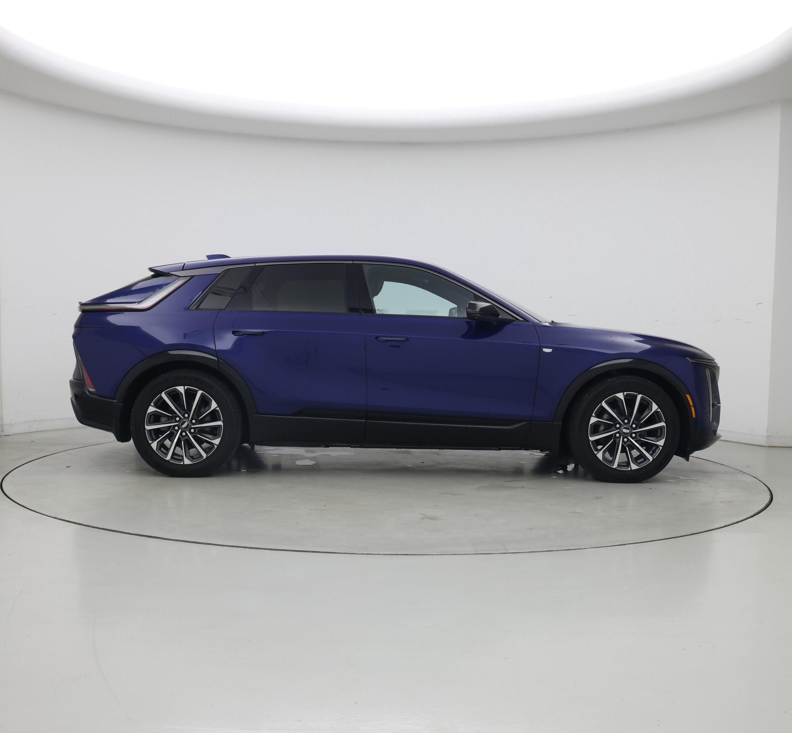 Thumbnail: 2024 Cadillac Lyriq - 7