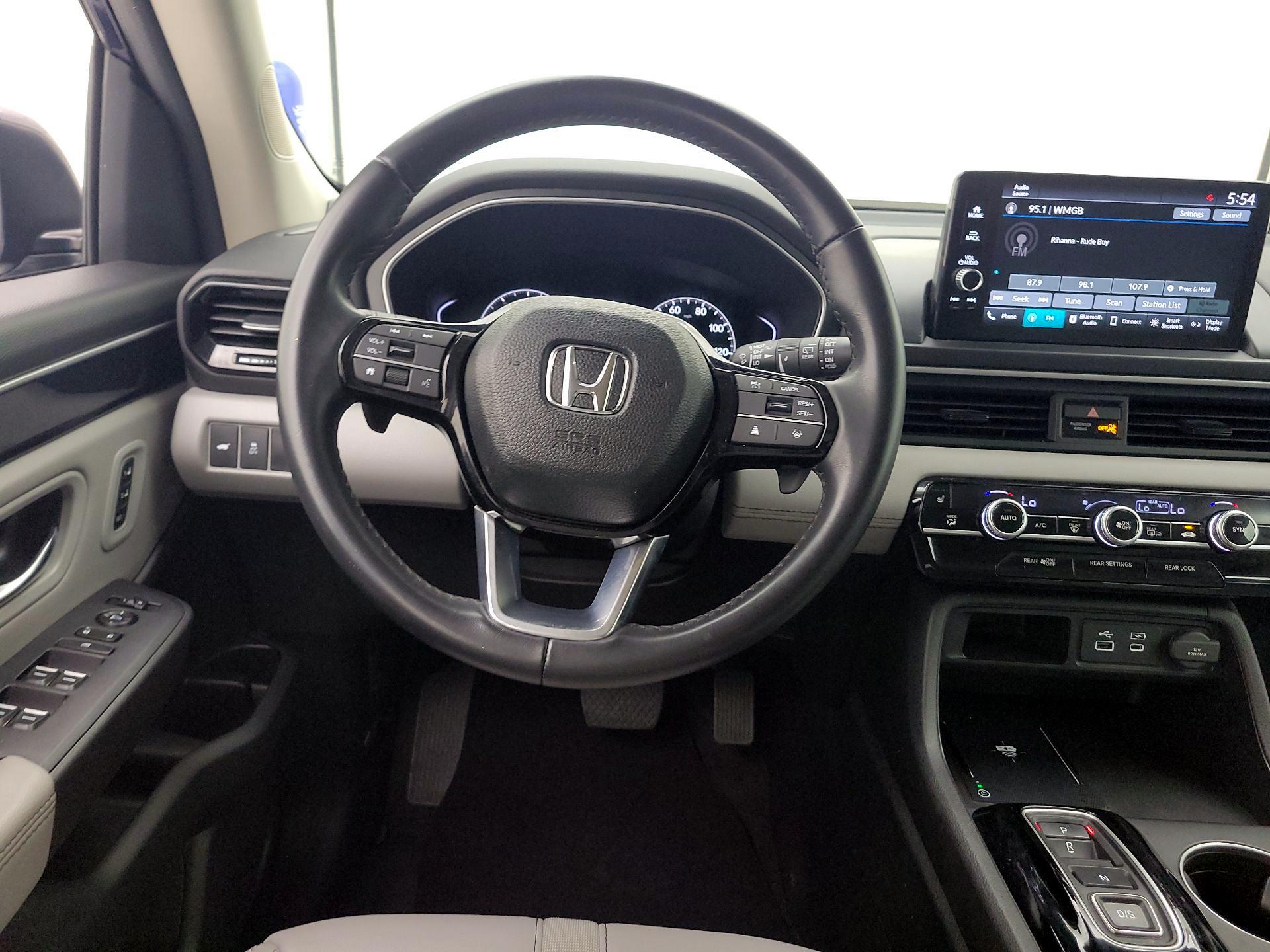 Thumbnail: 2025 Honda Pilot - 10