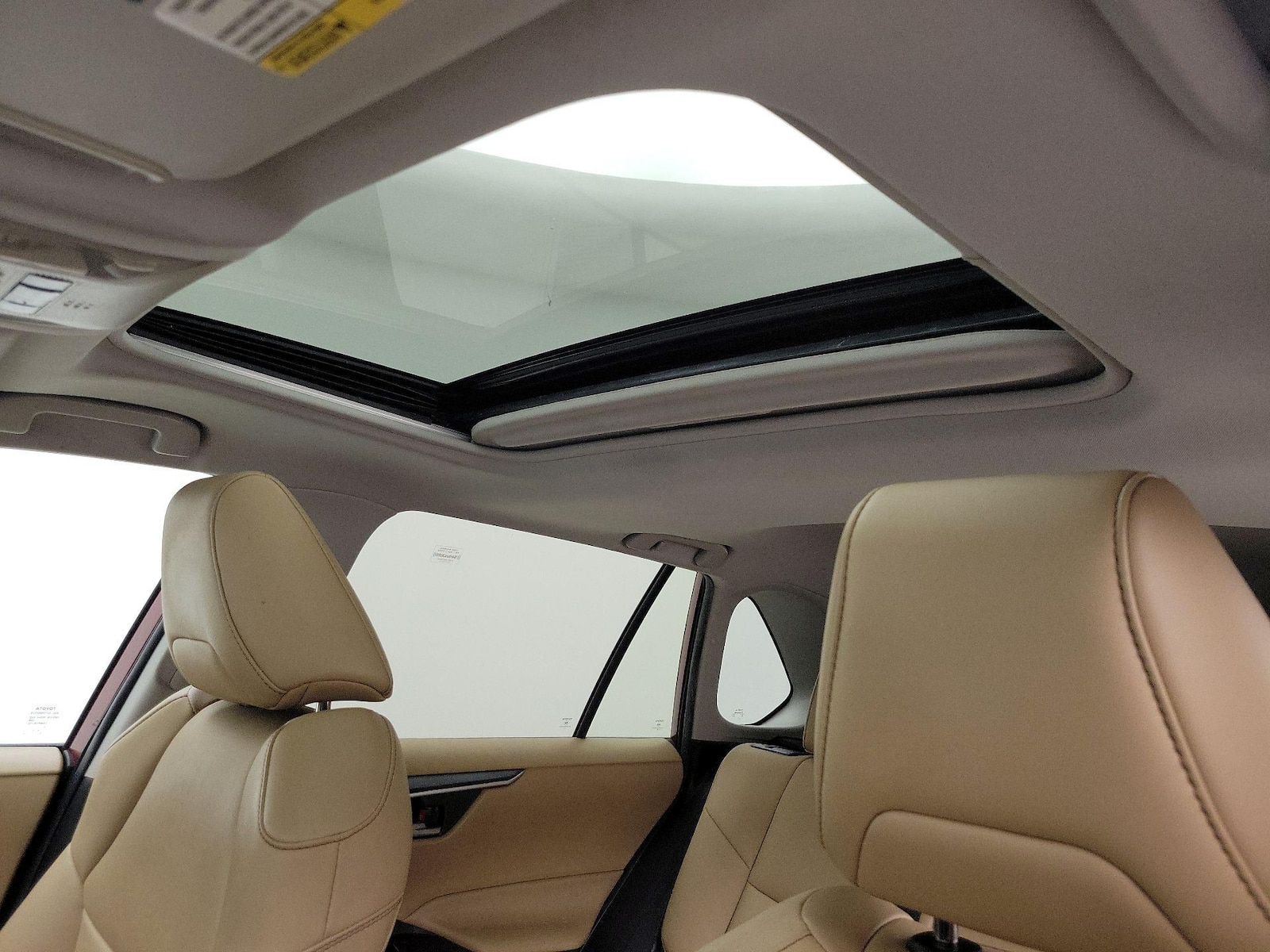 Sunroof(s) & Overhead Airbags