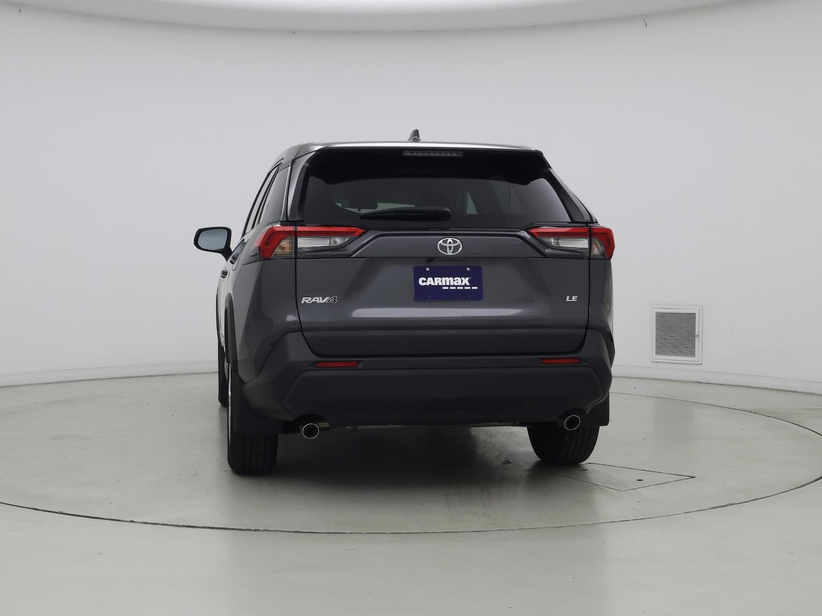 2025 Toyota RAV4 LE - Photo 7
