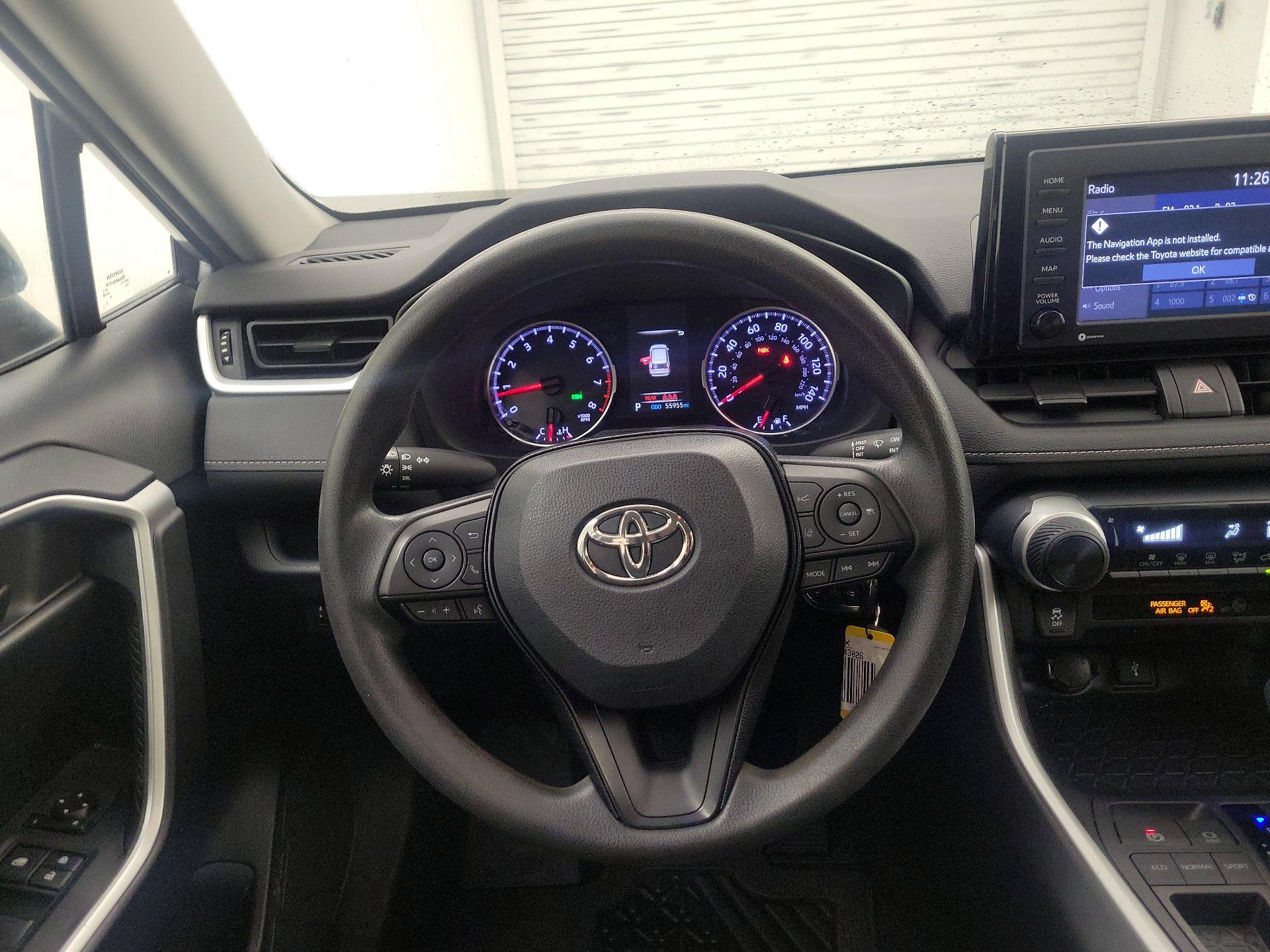 Thumbnail: 2020 Toyota RAV4 - 10
