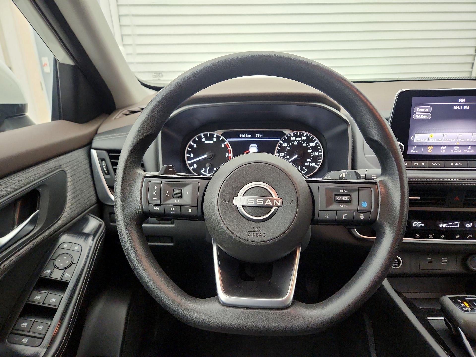 Thumbnail: 2023 Nissan Rogue - 10