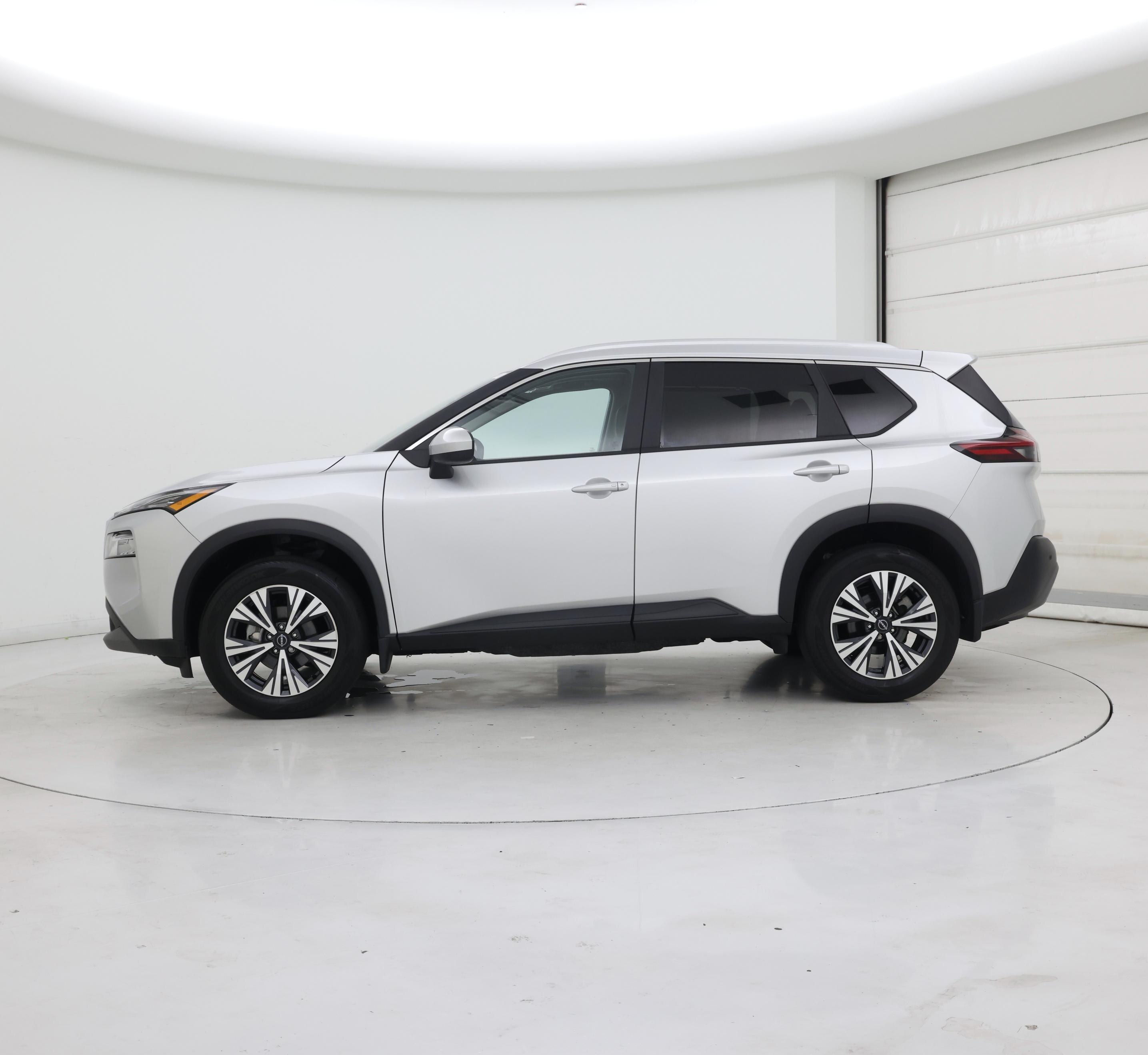 Thumbnail: 2023 Nissan Rogue - 3