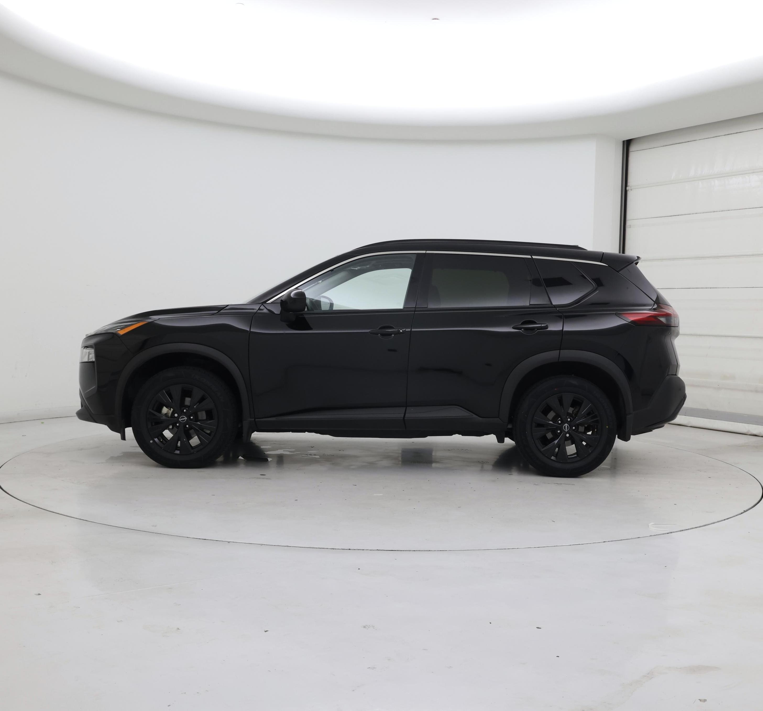 Thumbnail: 2023 Nissan Rogue - 3