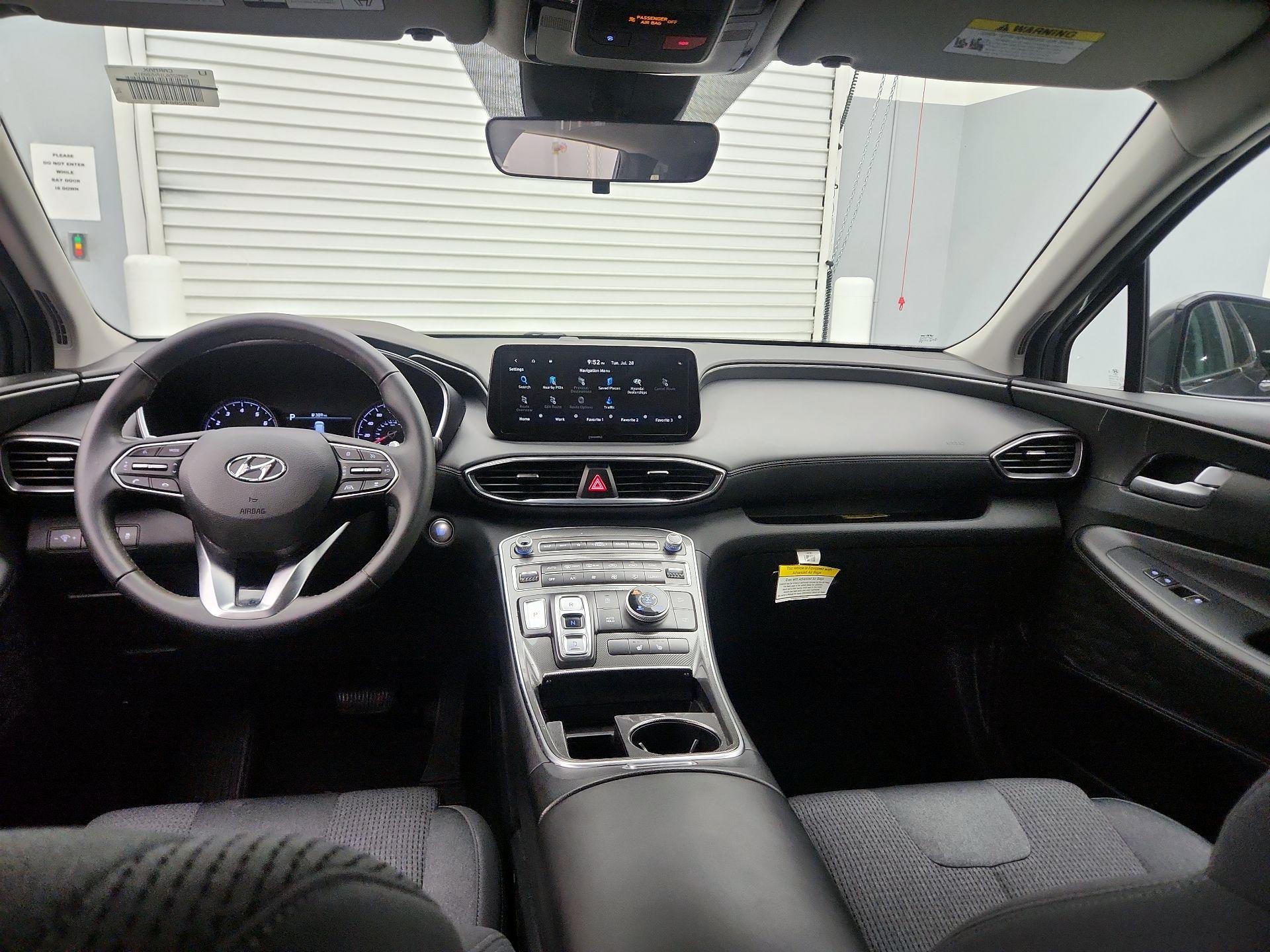 Thumbnail: 2023 Hyundai Santa Fe - 9