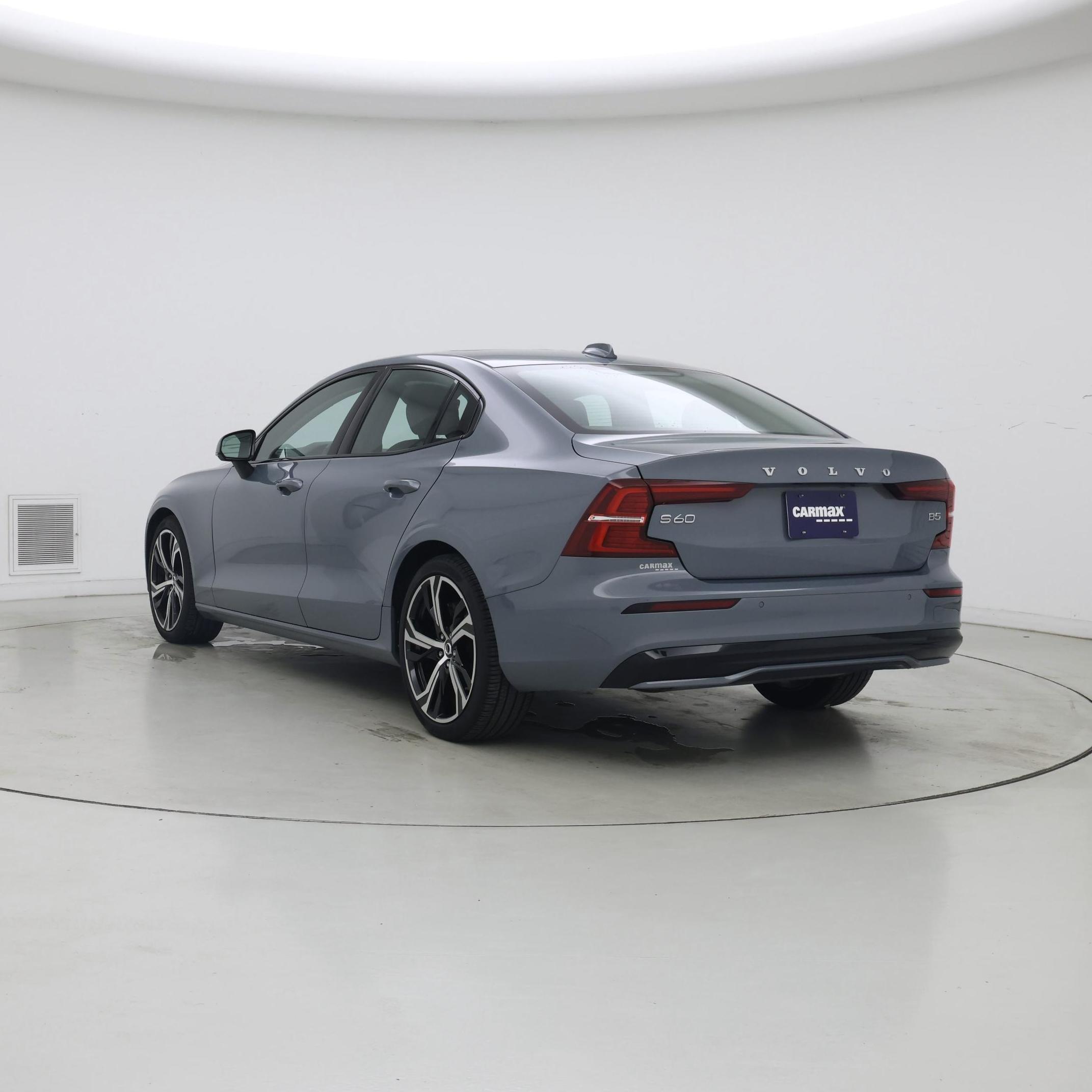 Thumbnail: 2024 Volvo S60 - 2
