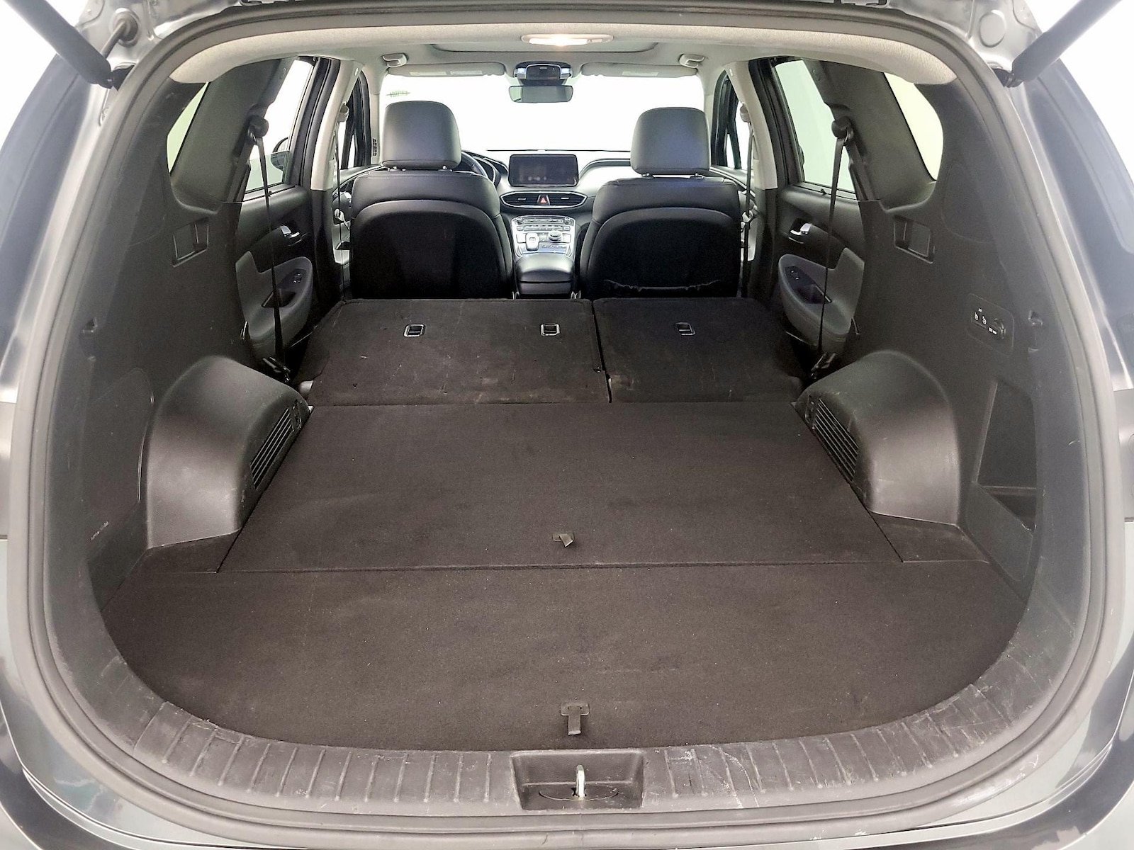 2023 Hyundai Santa Fe Limited - Photo 24