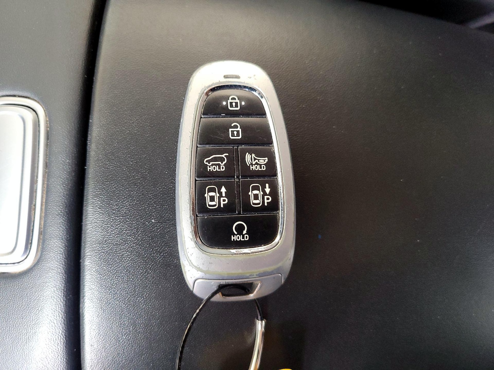 2023 Hyundai Santa Fe Limited - Photo 26