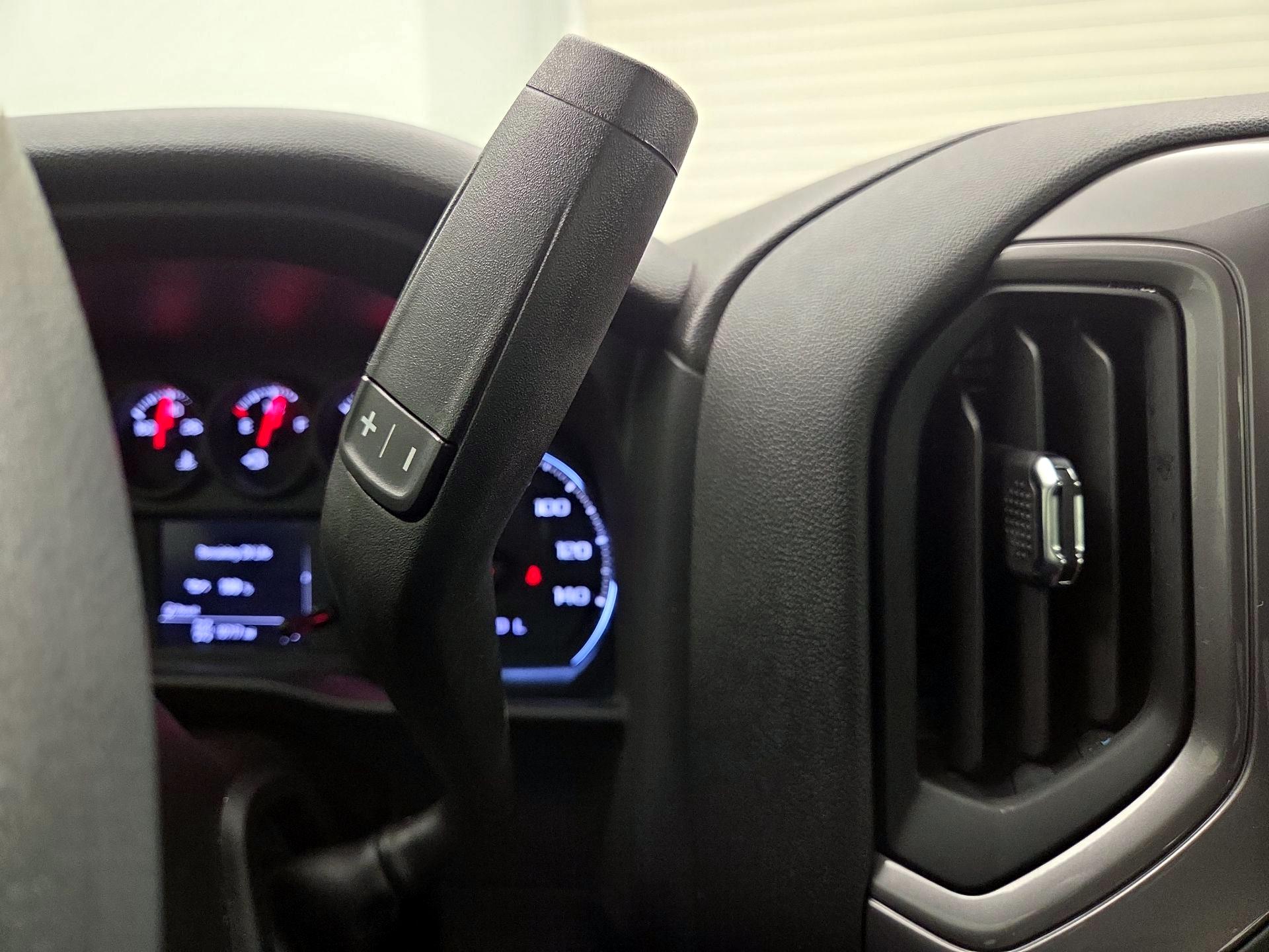 Thumbnail: 2022 Chevrolet Silverado 1500 - 17