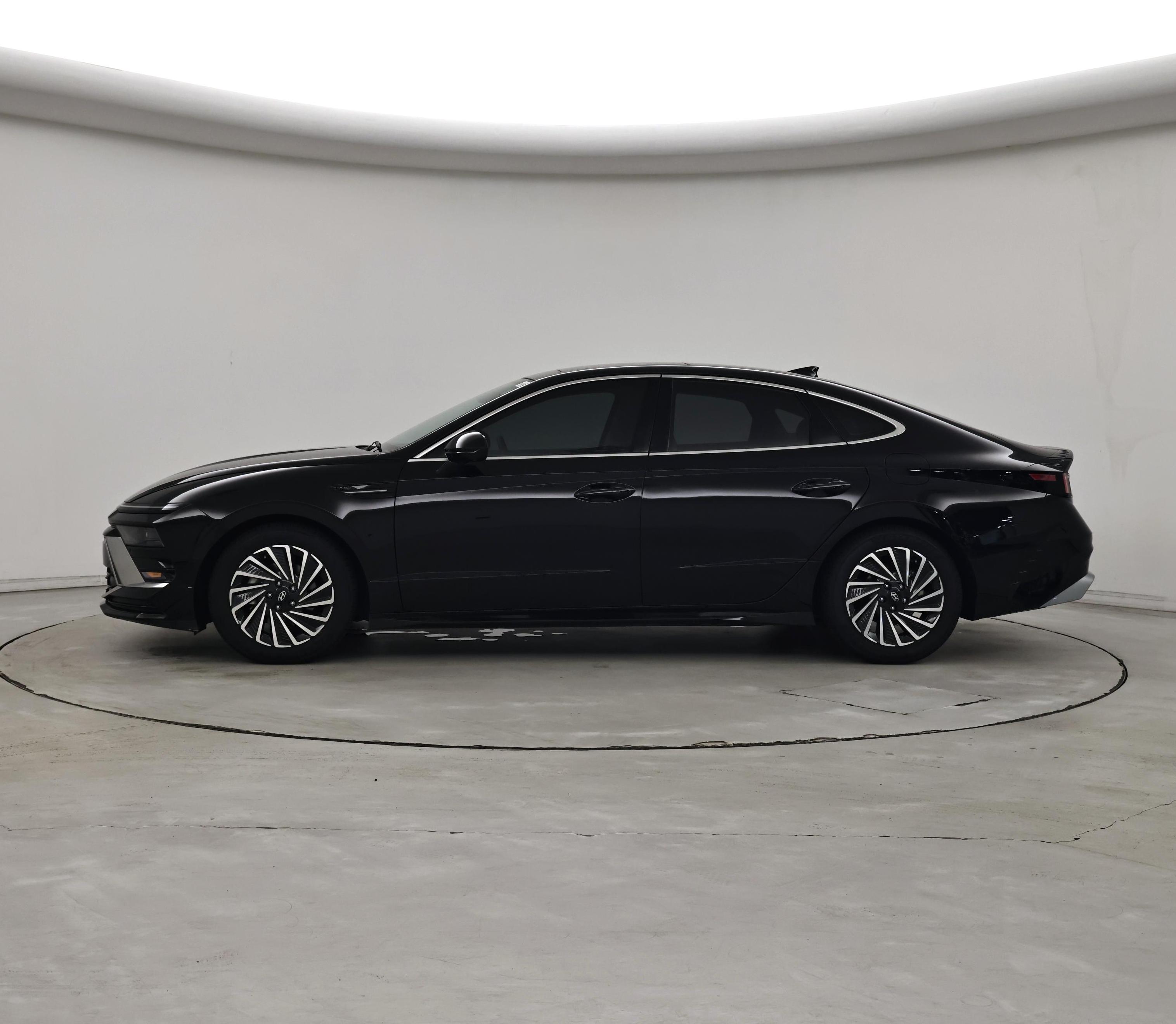 Thumbnail: 2024 Hyundai Sonata - 3