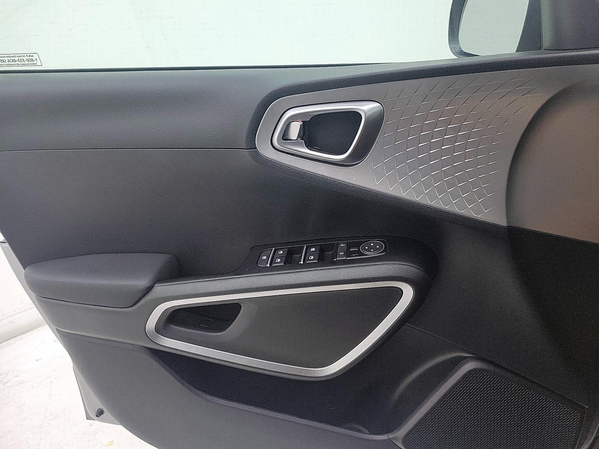 Thumbnail: 2025 Kia Soul - 12