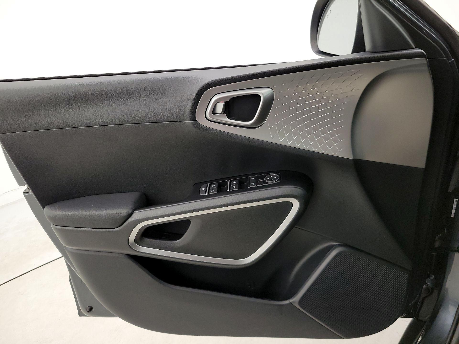 Thumbnail: 2025 Kia Soul - 12