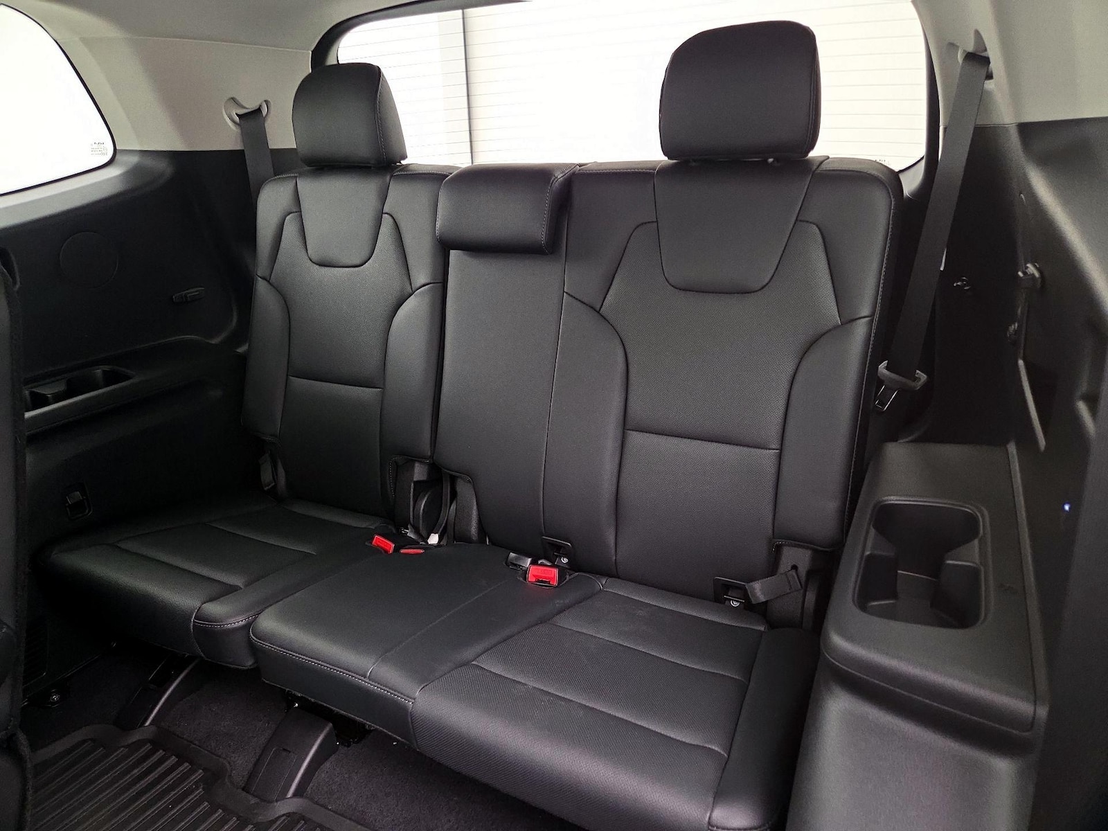 2025 Kia Telluride EX - Photo 23