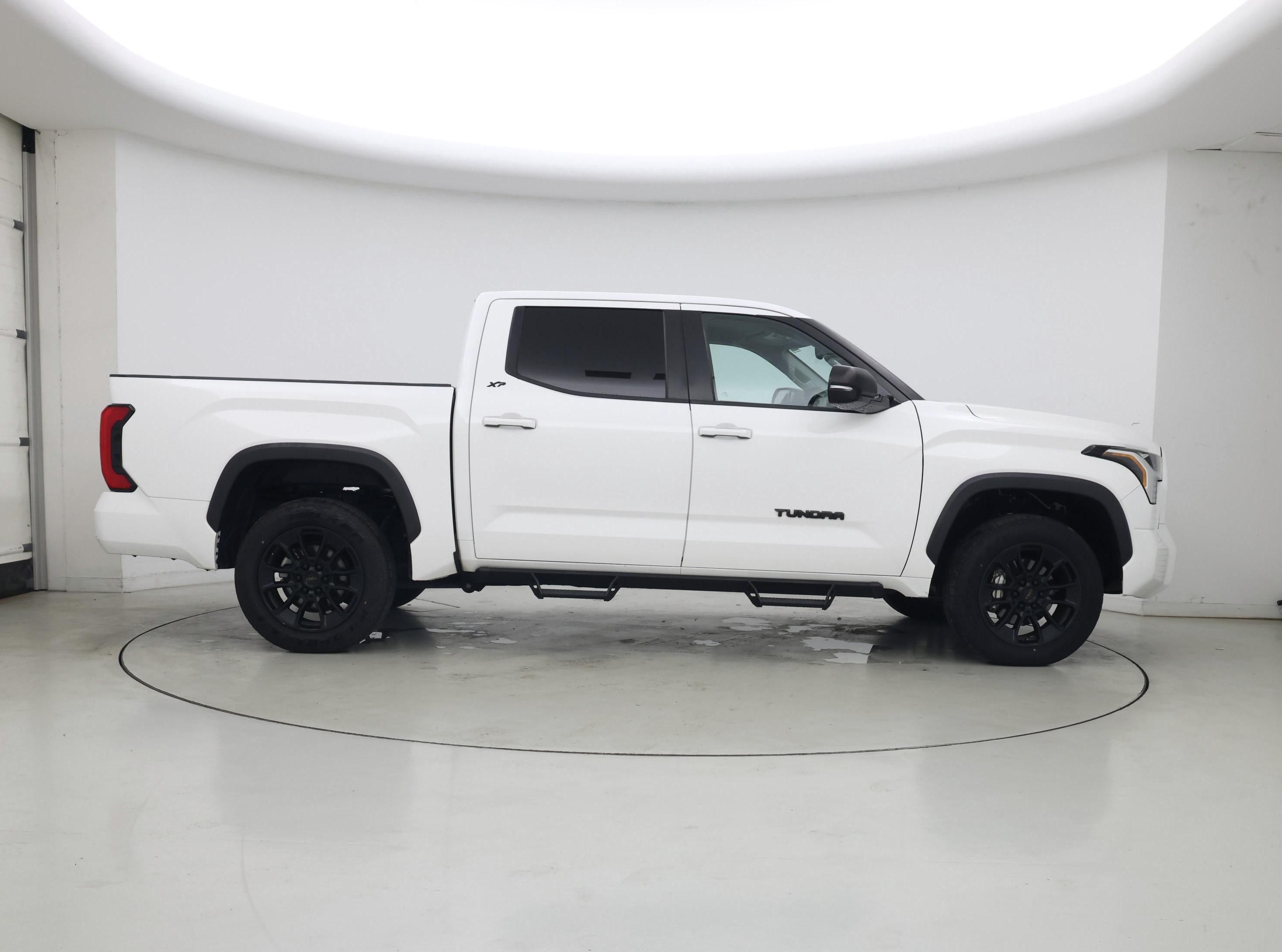 Thumbnail: 2024 Toyota Tundra - 7